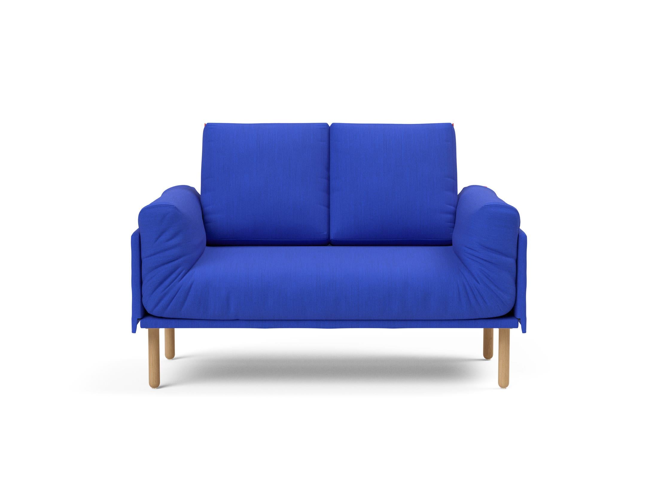 Erleben Sie das Rollo Stem Klappsofa 80 von Innovation Living – ein elegantes, multifunktionales Möbelstück mit edlem Cover und robustem Gestellbezug.