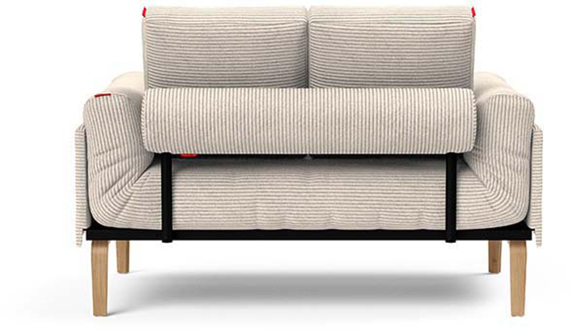 Entdecken Sie das Rollo Bow Klappsofa 80 von Innovation Living – stilvolles Design trifft auf das praktische Cover Classic für höchsten Sitzkomfort.