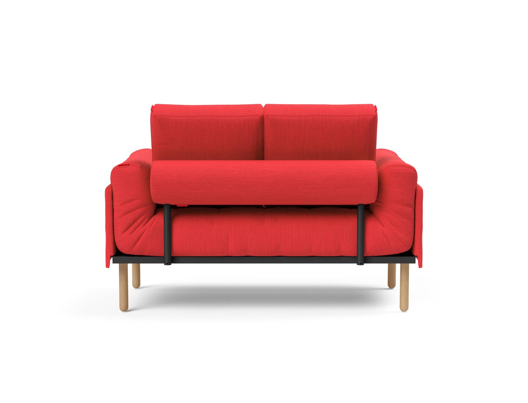 Entdecken Sie das Rollo Stem Klappsofa 80 von Innovation Living – modernes Design und der luxuriöse Spring-Bezug sorgen für ultimativen Sitzkomfort.