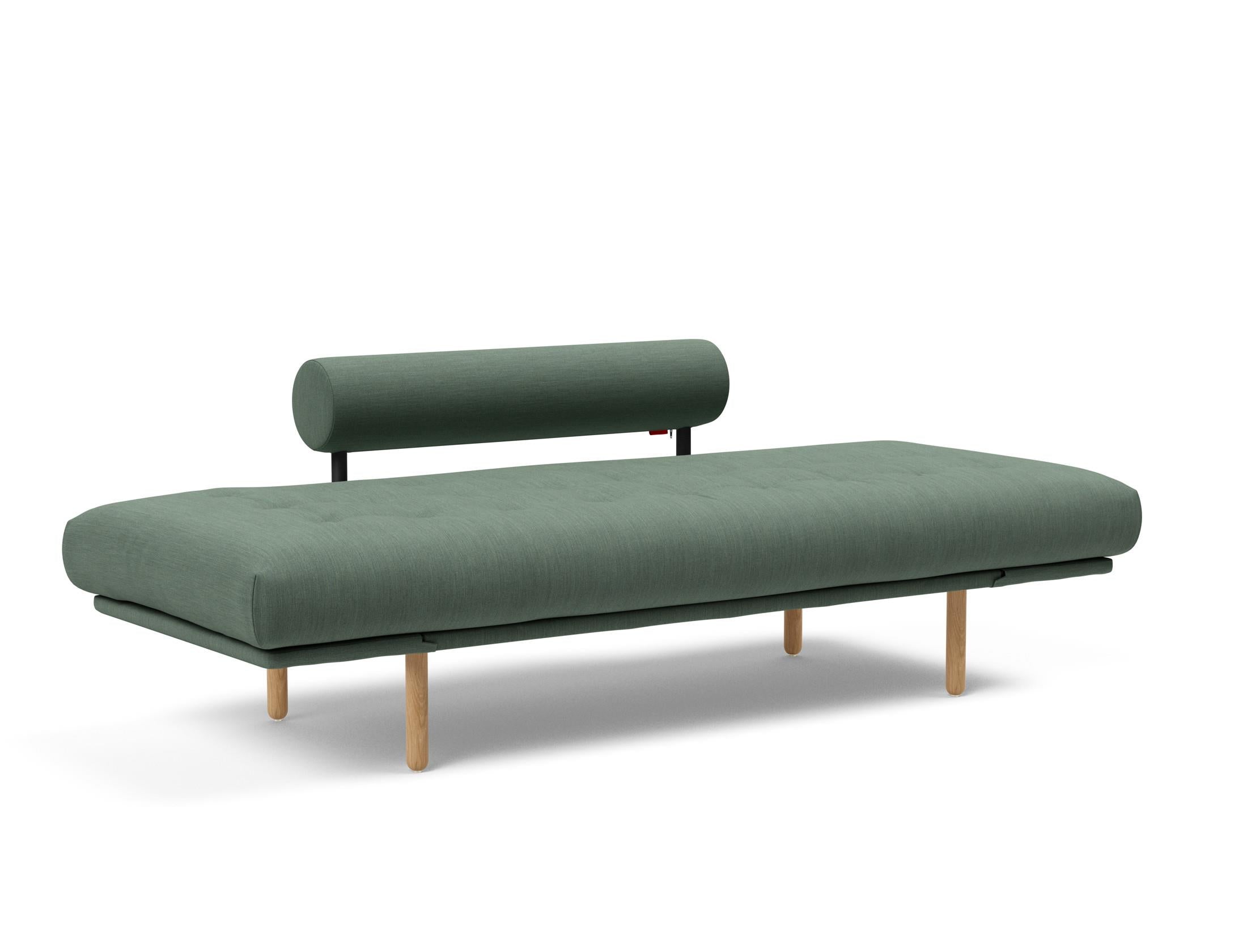 Entdecken Sie das Rollo Stem Klappsofa 80 von Innovation Living – modernes Design und der luxuriöse Spring-Bezug sorgen für ultimativen Sitzkomfort.
