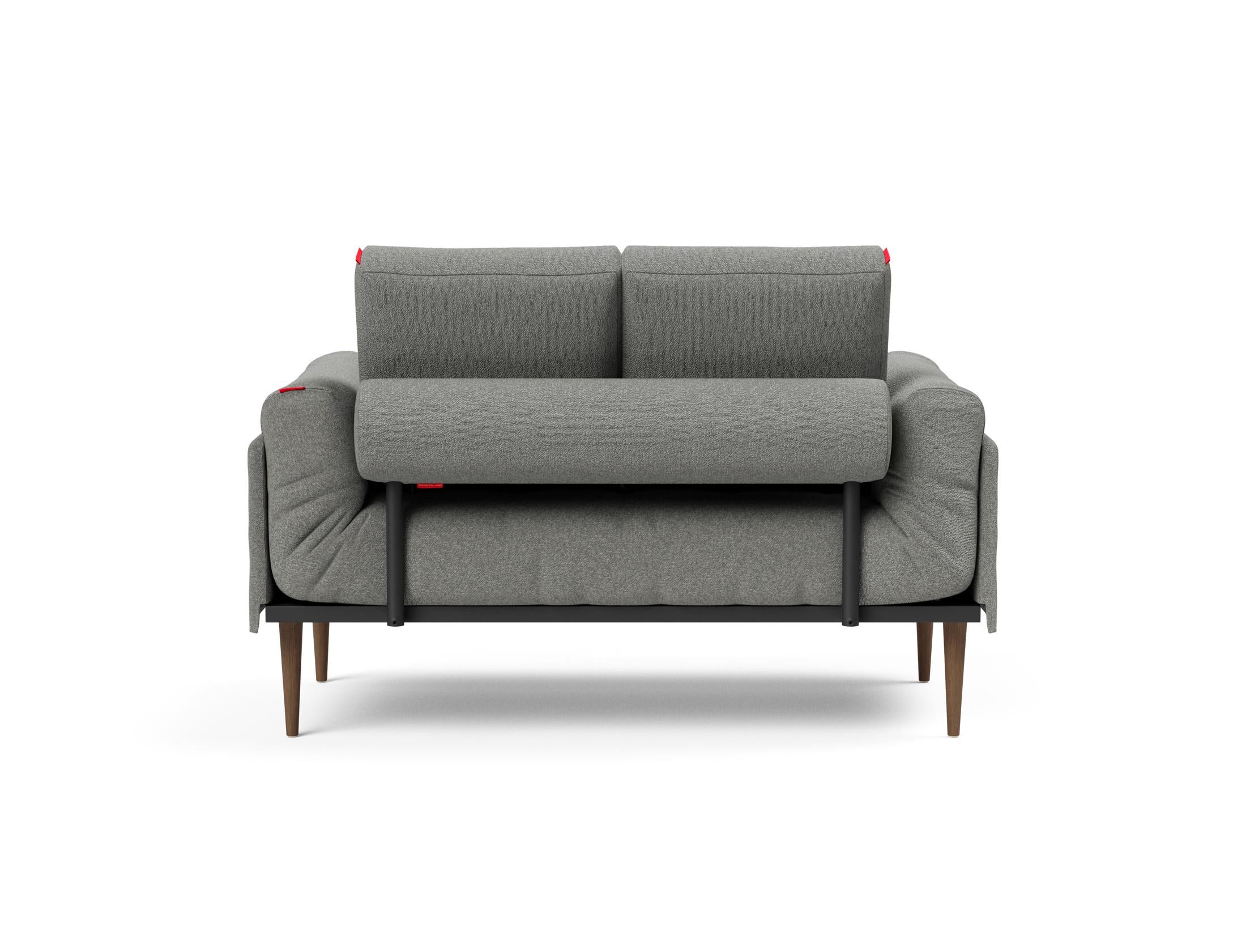 Entdecken Sie das Rollo Styletto Klappsofa 80 mit modernem Spring-Bezug. Perfekt für kompakte Wohnräume, vereint es Komfort und zeitgemäße Ästhetik.