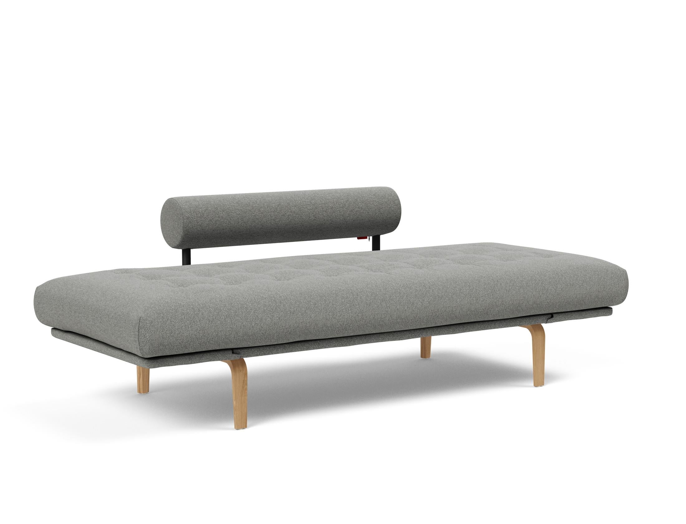 Erleben Sie das Rollo Bow Klappsofa 80 von Innovation Living – ein elegantes, multifunktionales Möbelstück für jeden Raum.