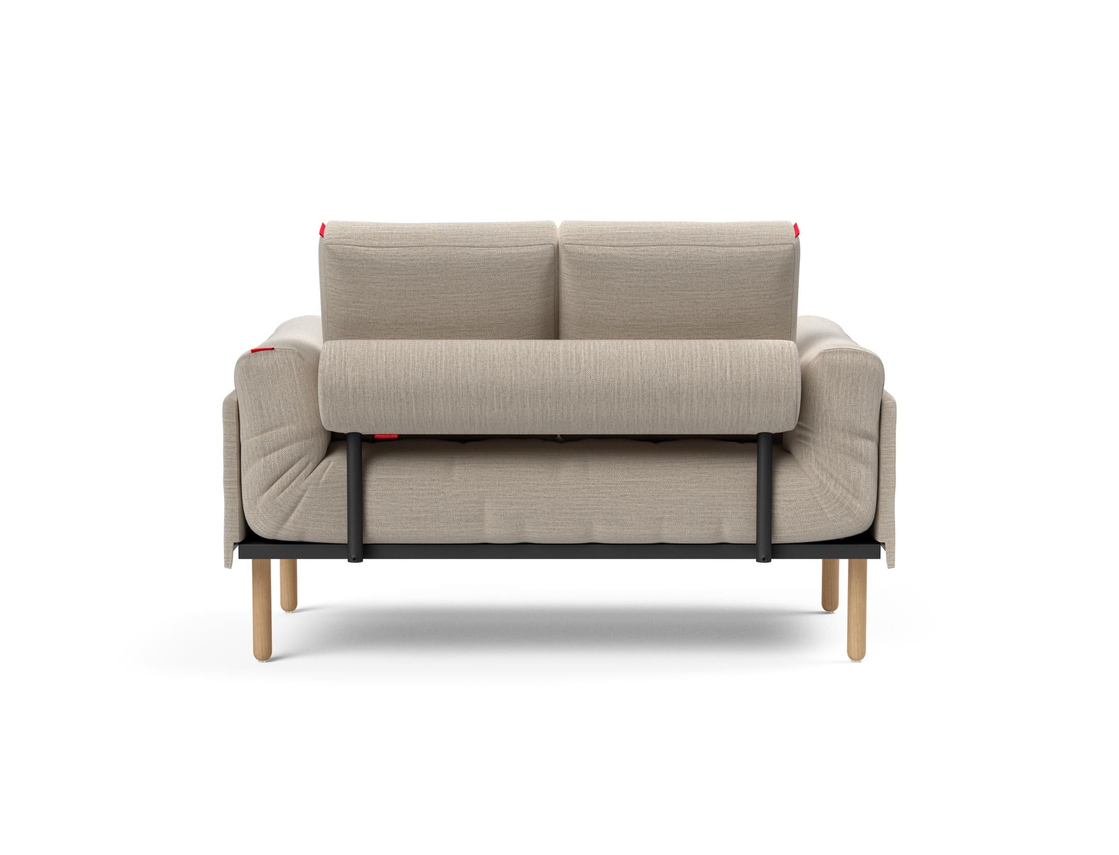 Entdecken Sie das Rollo Stem Klappsofa 80 von Innovation Living – modernes Design und der luxuriöse Spring-Bezug sorgen für ultimativen Sitzkomfort.