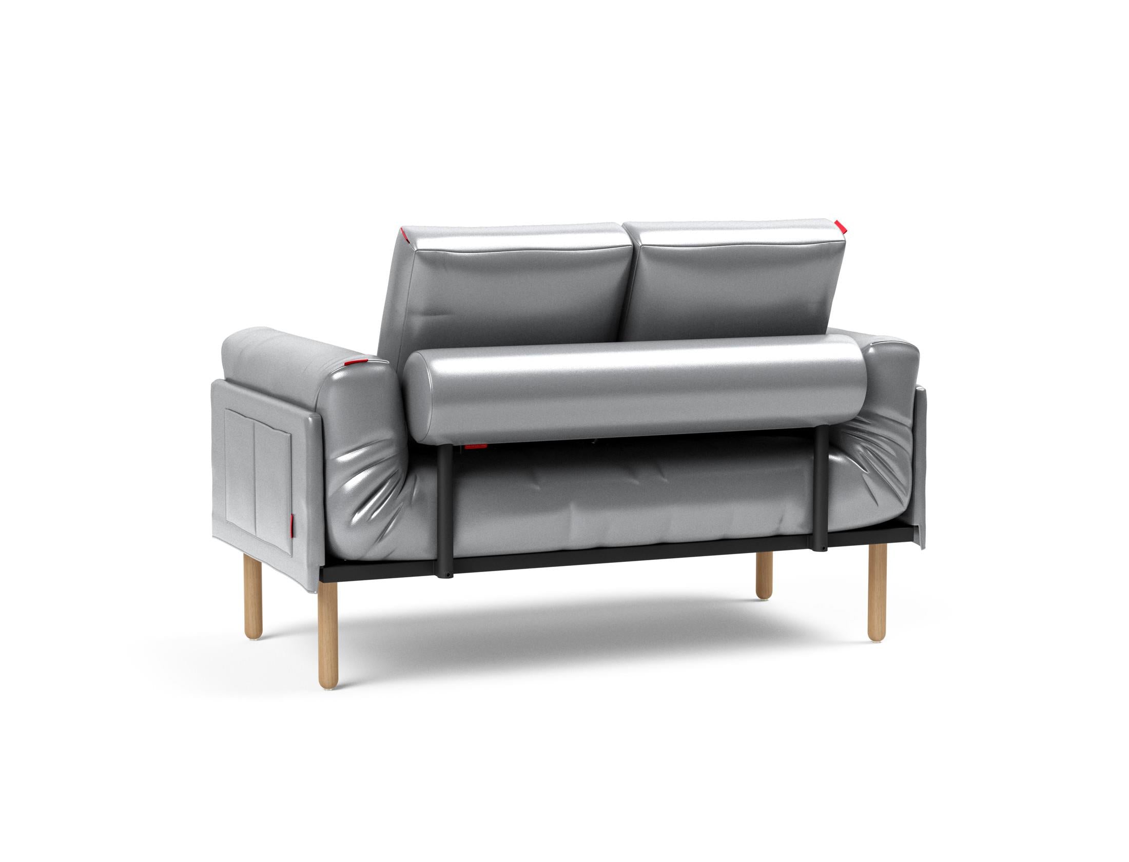 Entdecken Sie das Rollo Stem Klappsofa 80 von Innovation Living – modernes Design und der luxuriöse Spring-Bezug sorgen für ultimativen Sitzkomfort.