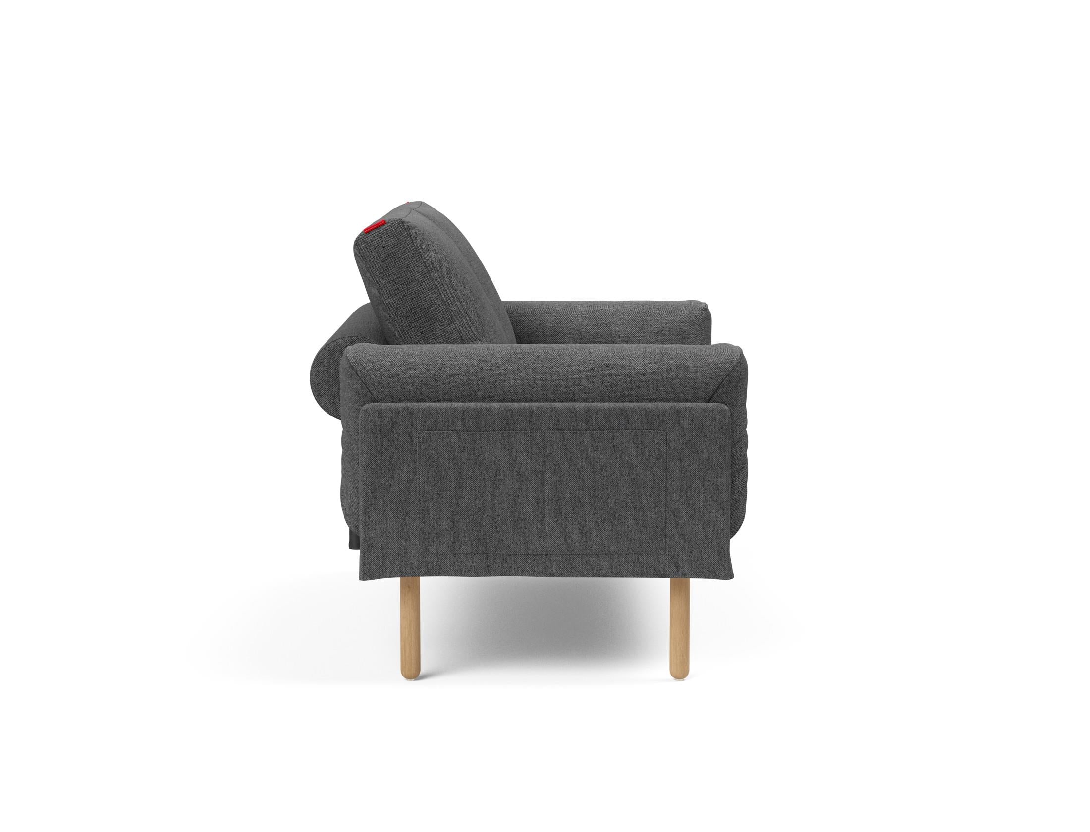Erleben Sie das Rollo Stem Klappsofa 80 von Innovation Living: modernes Design, flexible Nutzung und edler Stoff für optimalen Sitzkomfort.