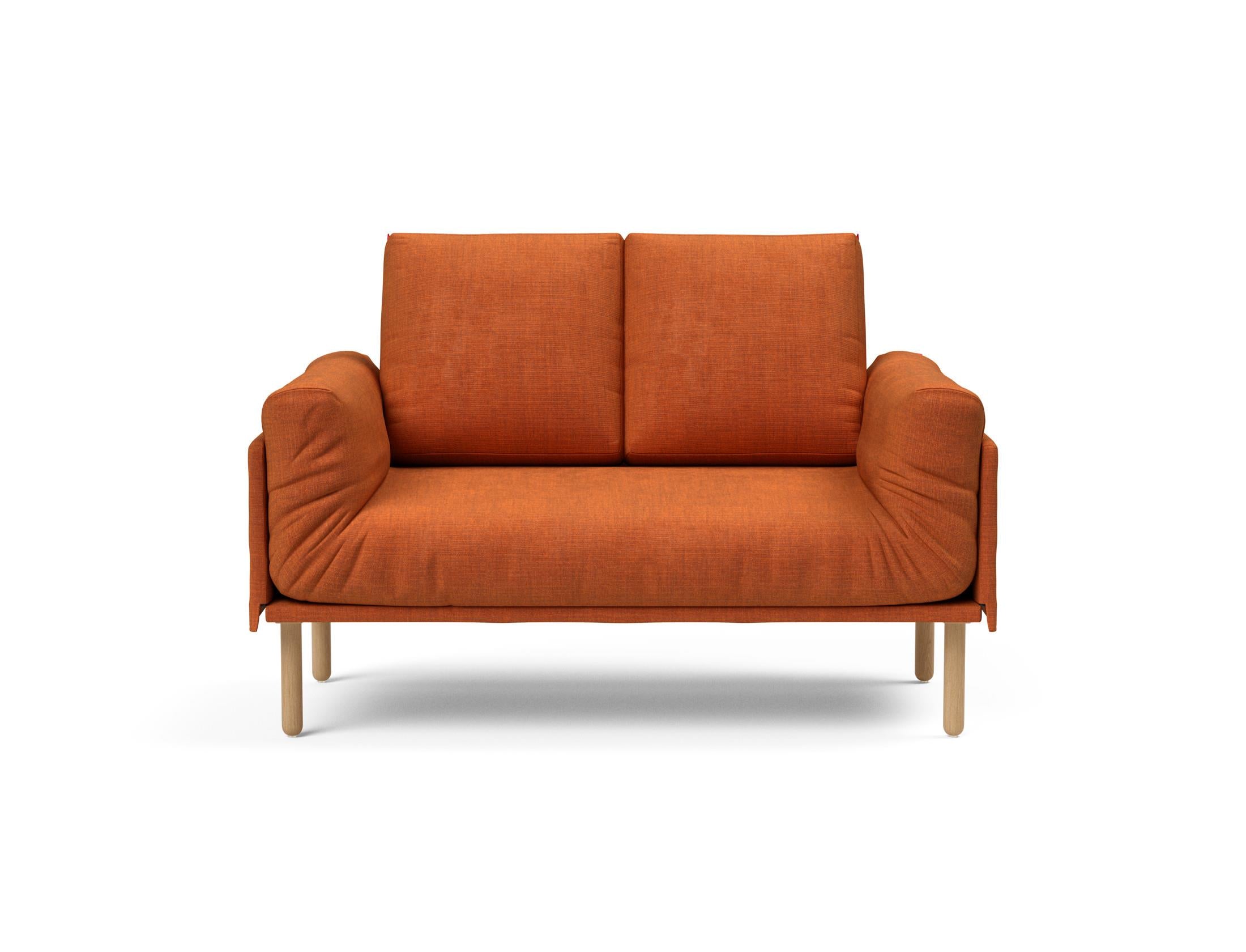 Erleben Sie das Rollo Stem Klappsofa 80 von Innovation Living: modernes Design, flexible Nutzung und edler Stoff für optimalen Sitzkomfort.