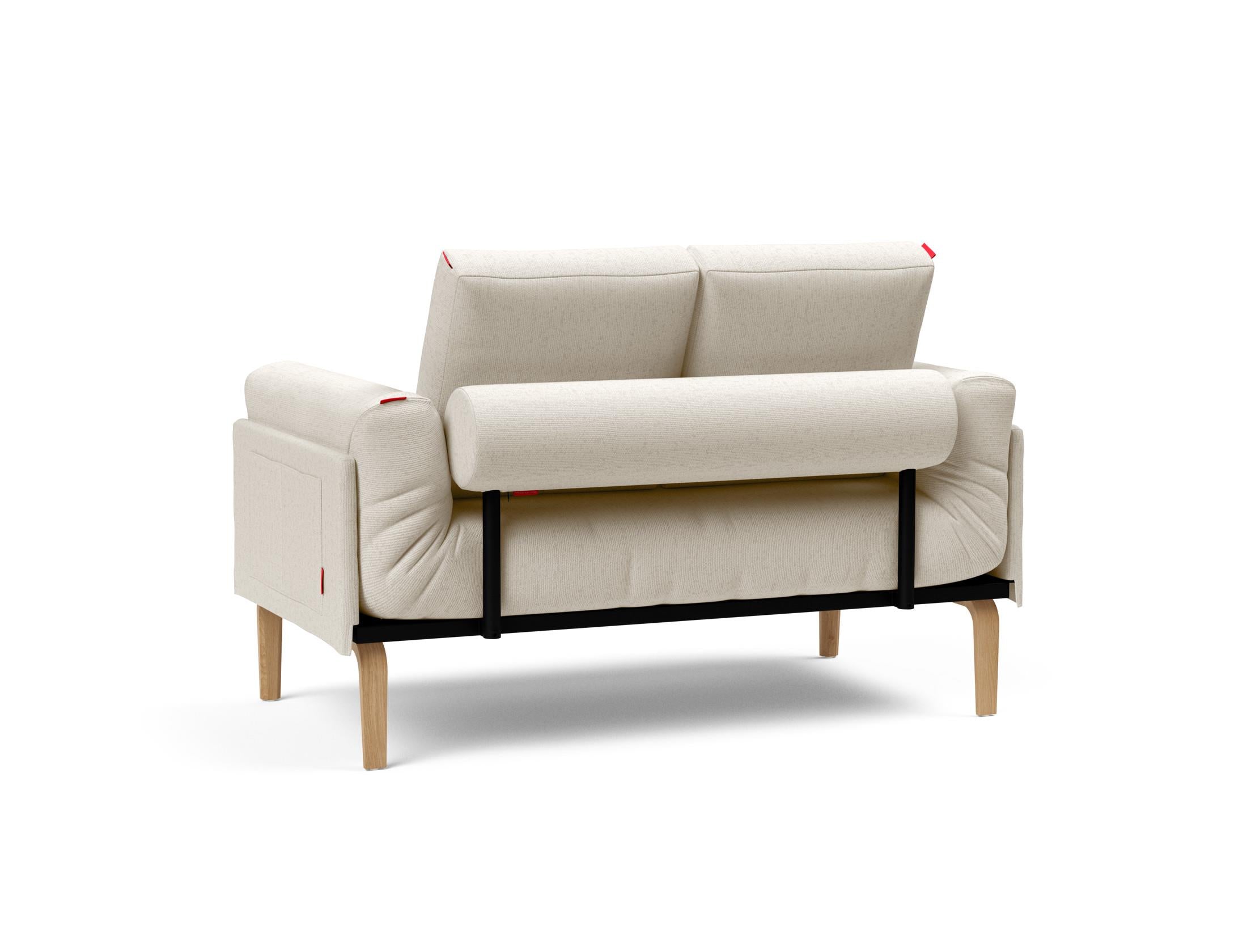 Erleben Sie das Rollo Bow Klappsofa 80 von Innovation Living – ein elegantes, funktionales Möbelstück mit schickem Cover und robustem Gestellbezug.