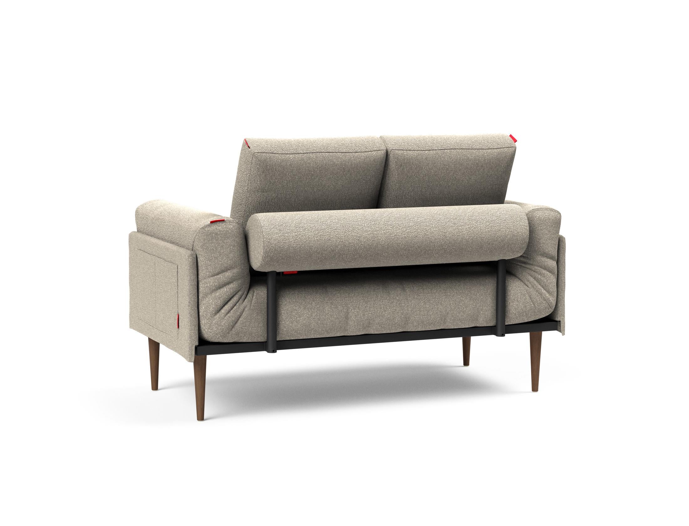 Erleben Sie das Rollo Styletto Klappsofa 80 von Innovation Living – stilvolles Design, funktional und ideal für kleine Räume, mit edlem Cover und Gestellbezug.