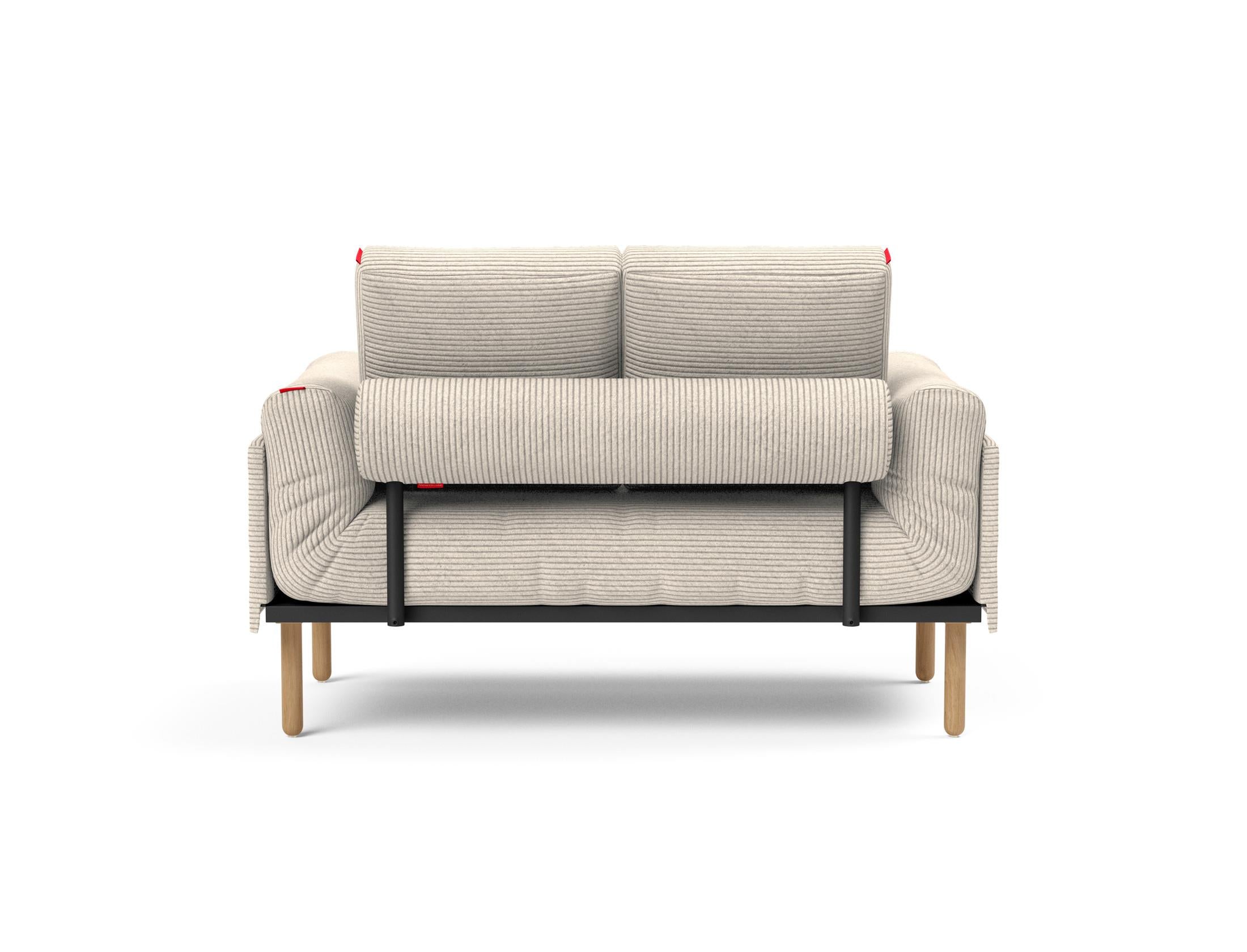 Erleben Sie das Rollo Stem Klappsofa 80 von Innovation Living: modernes Design, flexible Nutzung und edler Stoff für optimalen Sitzkomfort.