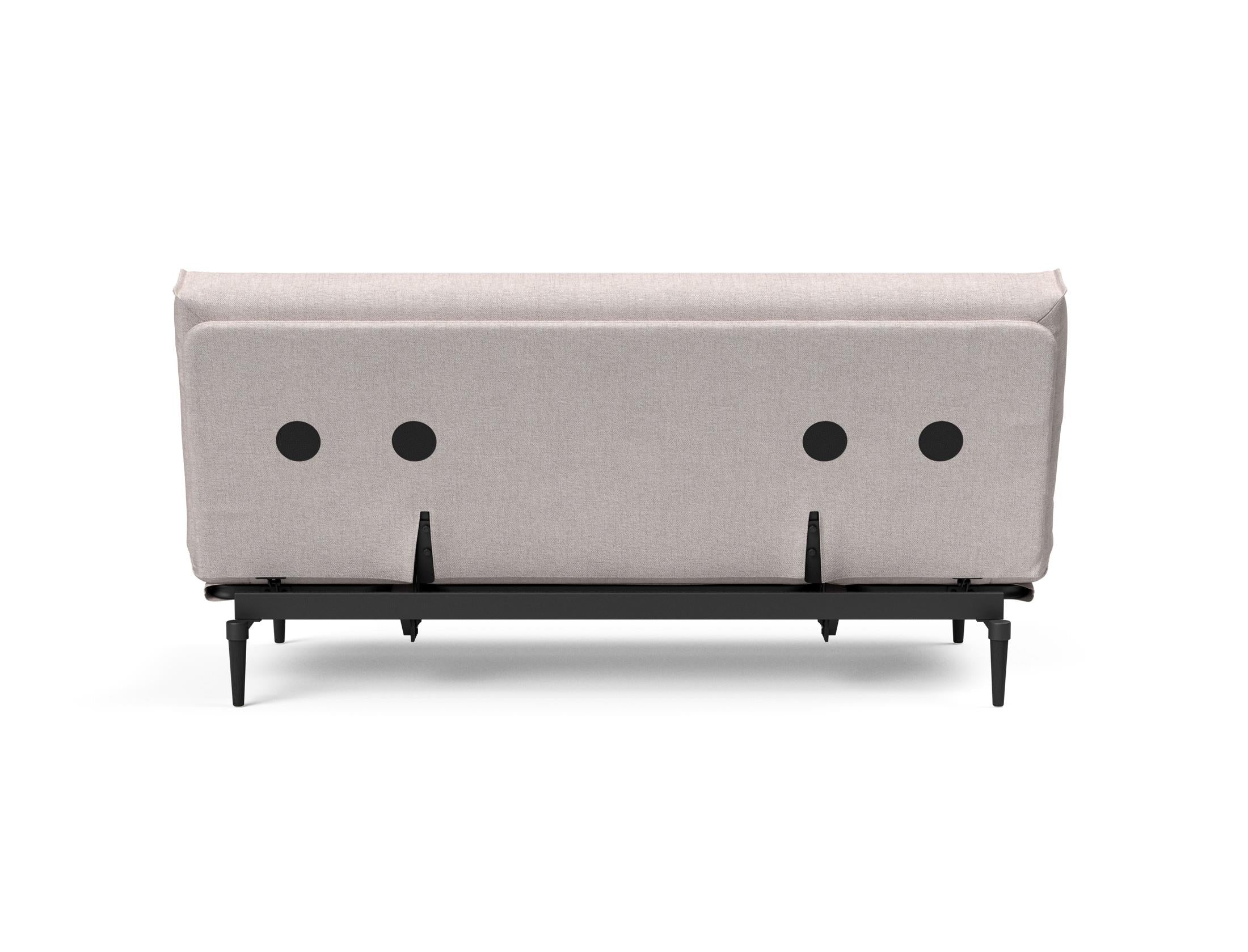Erleben Sie das stilvolle Colpus Bettsofa 140 in edlem Eiche schwarz mit Nordic Cover – perfekt für zeitgemäße Einrichtung und vielseitige Schlafmöglichkeiten.