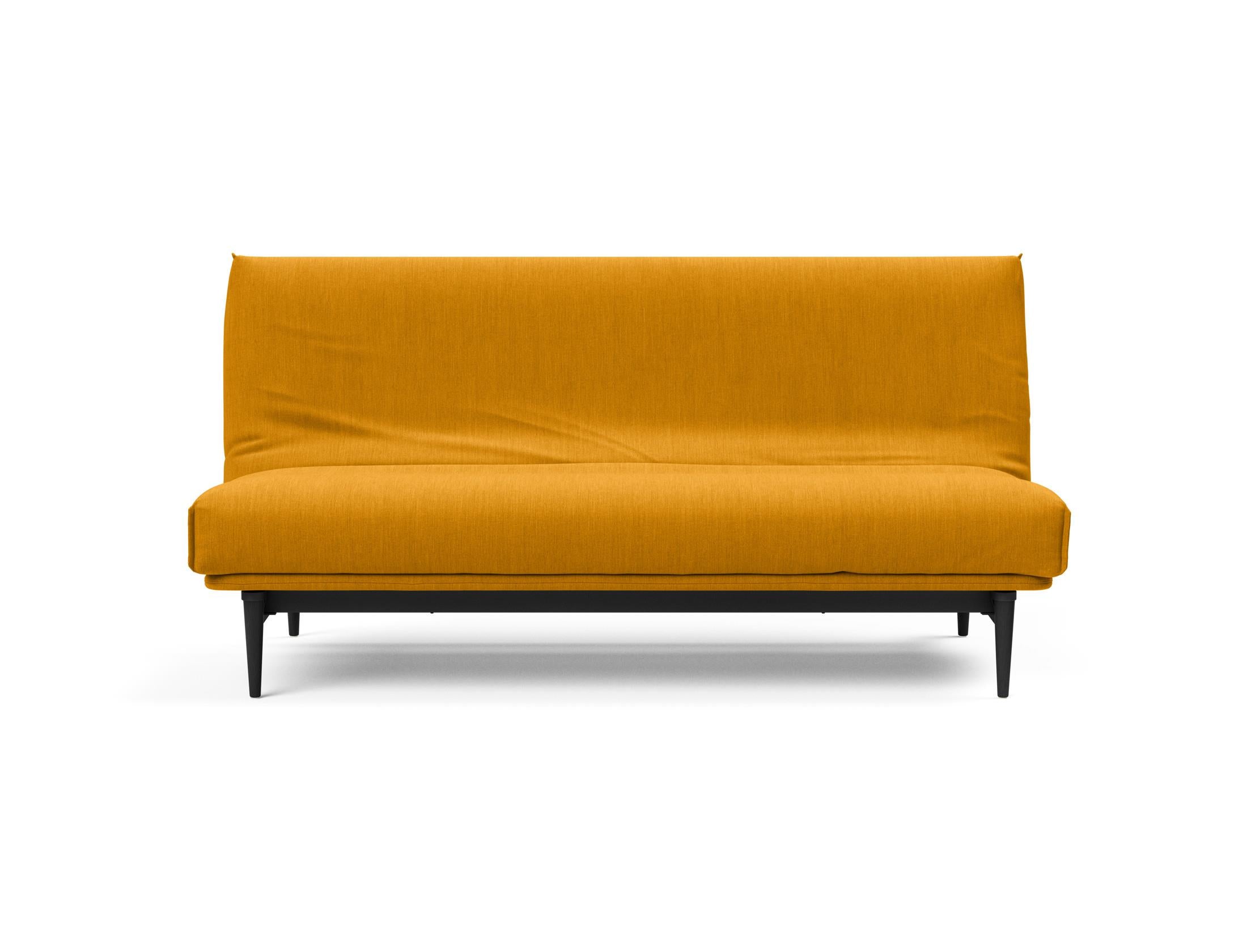 Erleben Sie das Colpus Bettsofa 140 in stilvollem Eiche schwarz. Der Soft Spring Bezug bietet optimalen Komfort und zeitgemäßes Design für Ihr Zuhause.