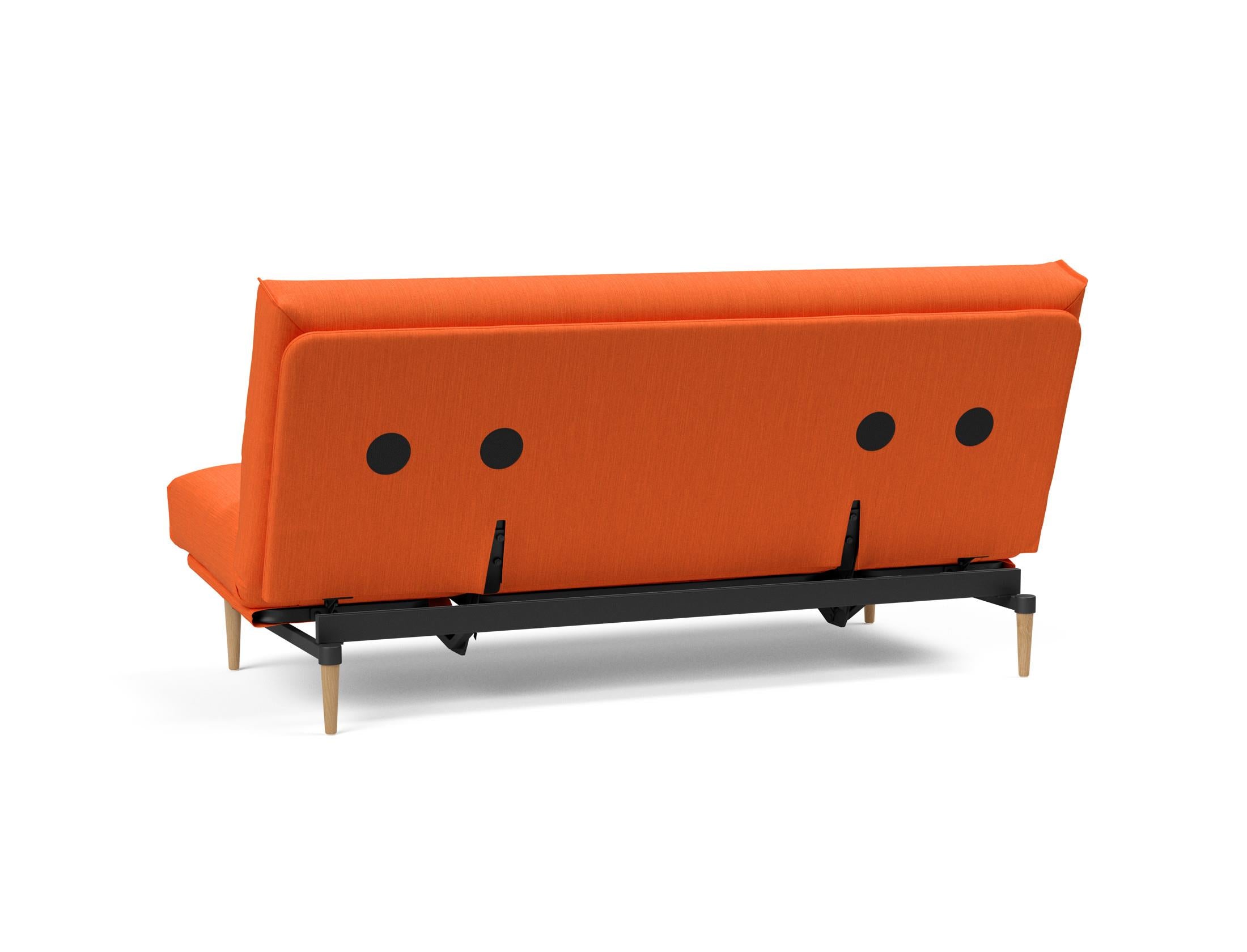 Erleben Sie das Colpus Bettsofa 140 Nordic Cover von Innovation Living – modernes Design, vielseitig einsetzbar und perfekt für kleine Räume.