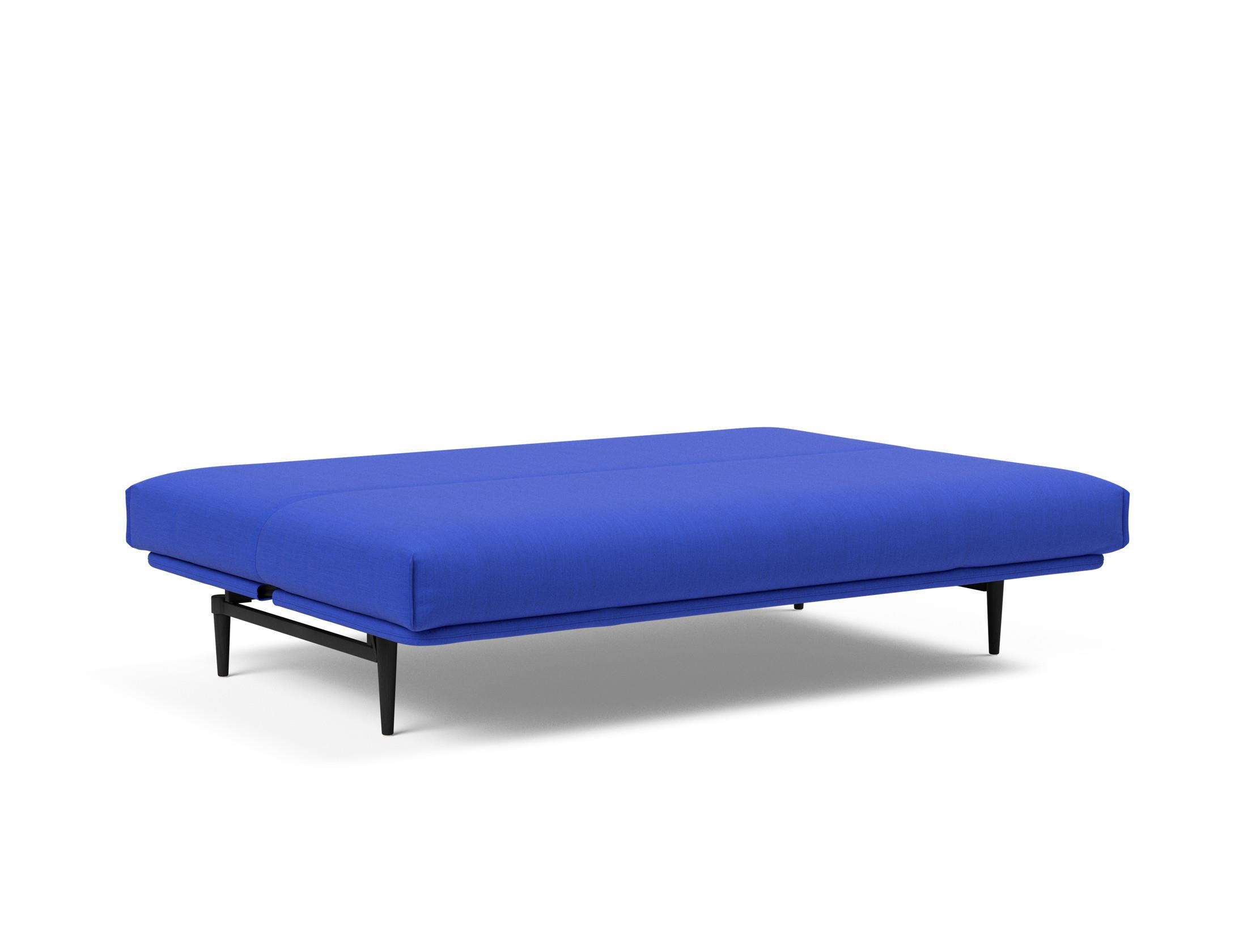 Entdecken Sie das Colpus Bettsofa 140 in elegantem Eiche schwarz. Der Soft Spring Bezug vereint modernen Stil mit höchstem Sitzkomfort.