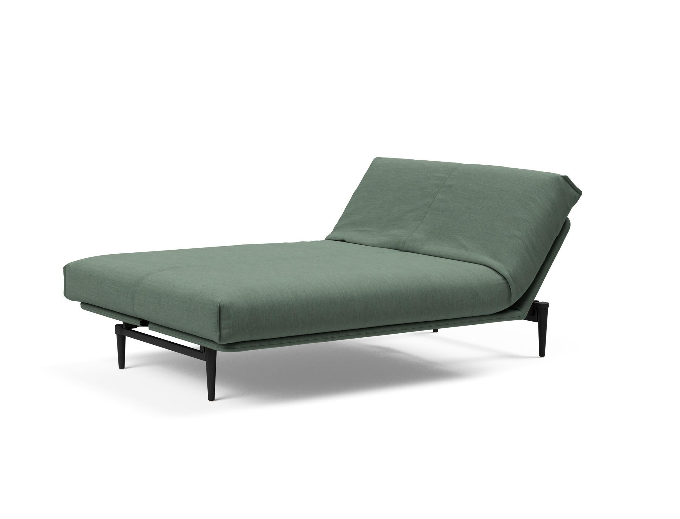 Erleben Sie das Colpus Bettsofa 140 in stilvollem Eiche schwarz. Der Soft Spring Bezug bietet optimalen Komfort und zeitgemäßes Design für Ihr Zuhause.