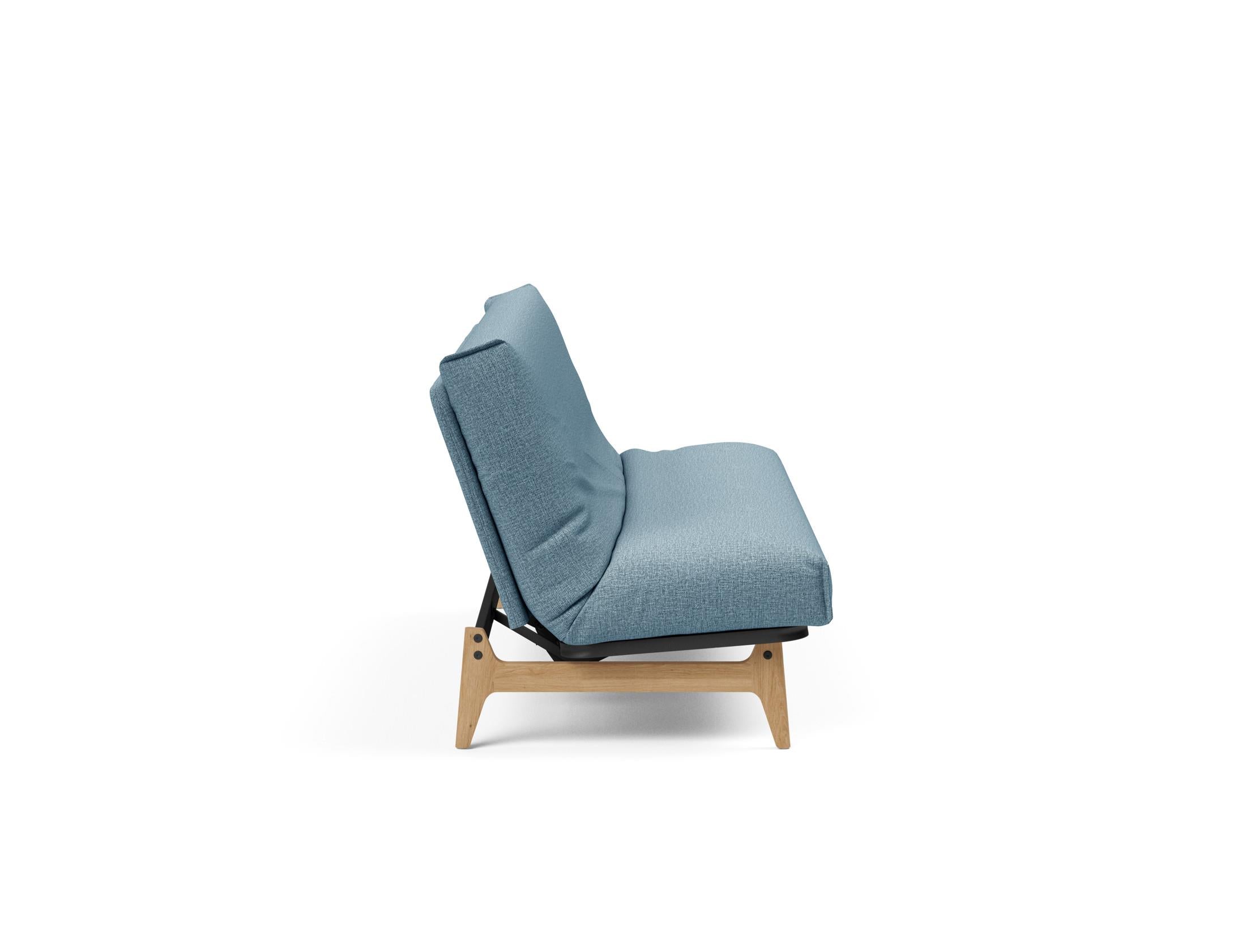 Erleben Sie das Aslak 120 Bettsofa Nordic Cover Soft Spring von Innovation Living – eine perfekte Kombination aus modernem Stil und bequemem Schlafplatz.