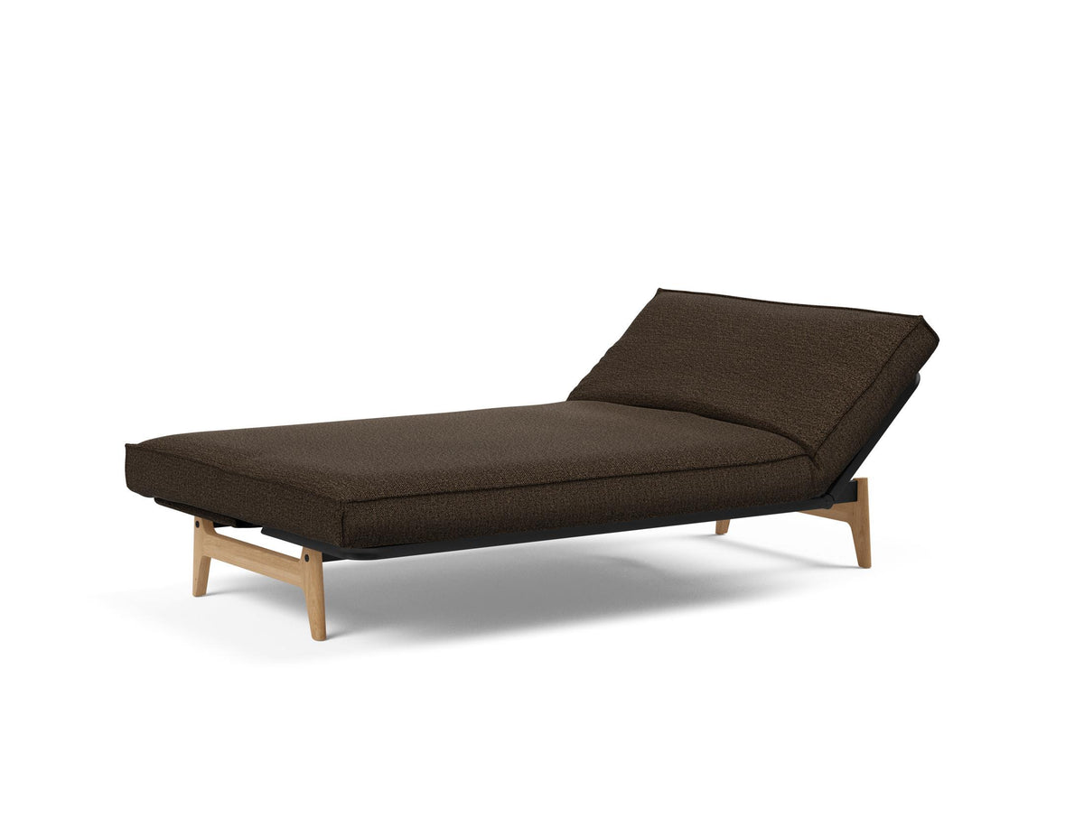 Aslak 120 Bettsofa Sharp Plus Cover Soft Spring in 358 Taura Chocco präsentiert im Onlineshop von KAQTU Design AG. Bettsofa ist von Innovation Living