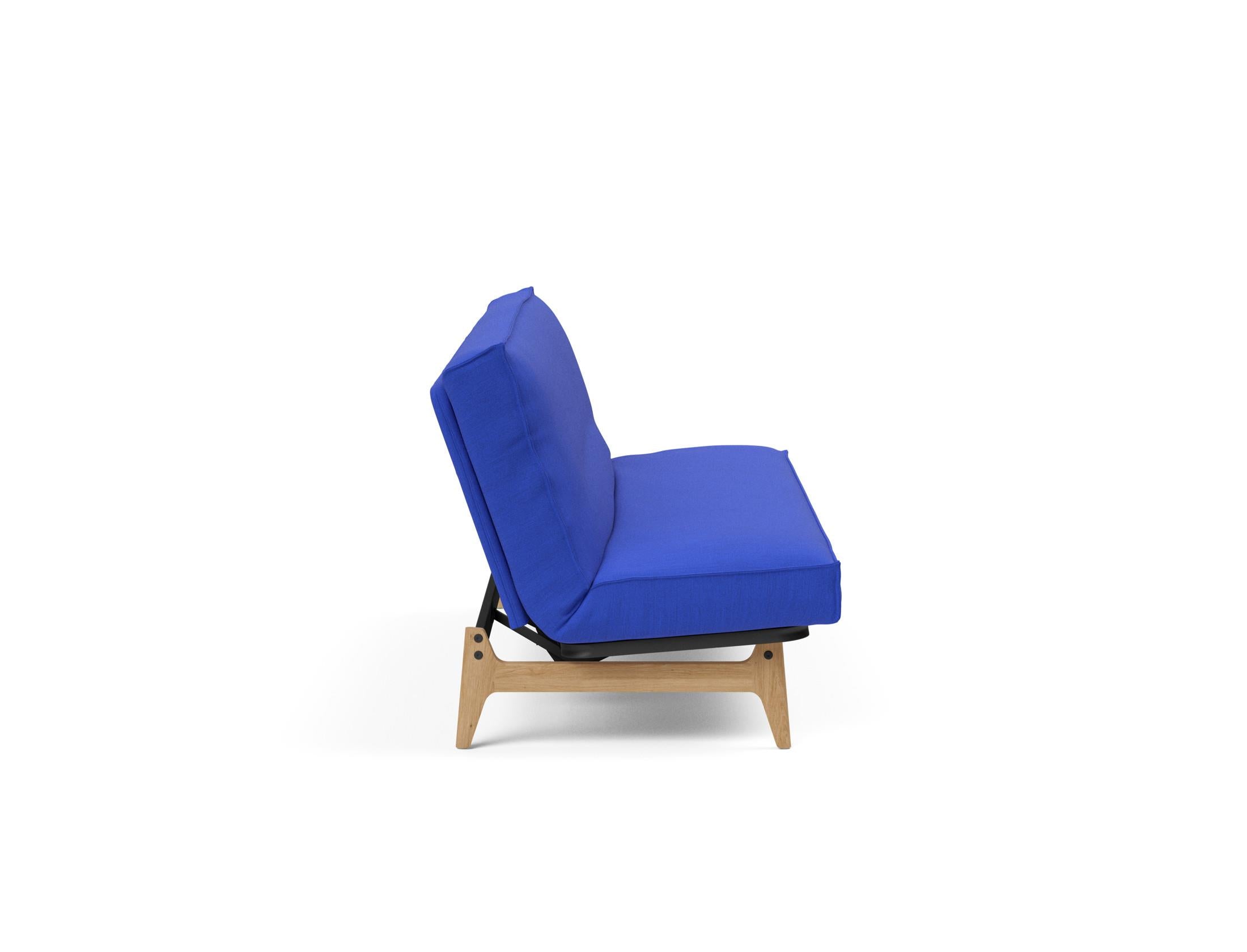 Erleben Sie das Aslak 120 Bettsofa mit modernem Sharp Plus Bezug und komfortablem Soft Spring – perfekt für entspannte Abende und stilvolle Einrichtung.