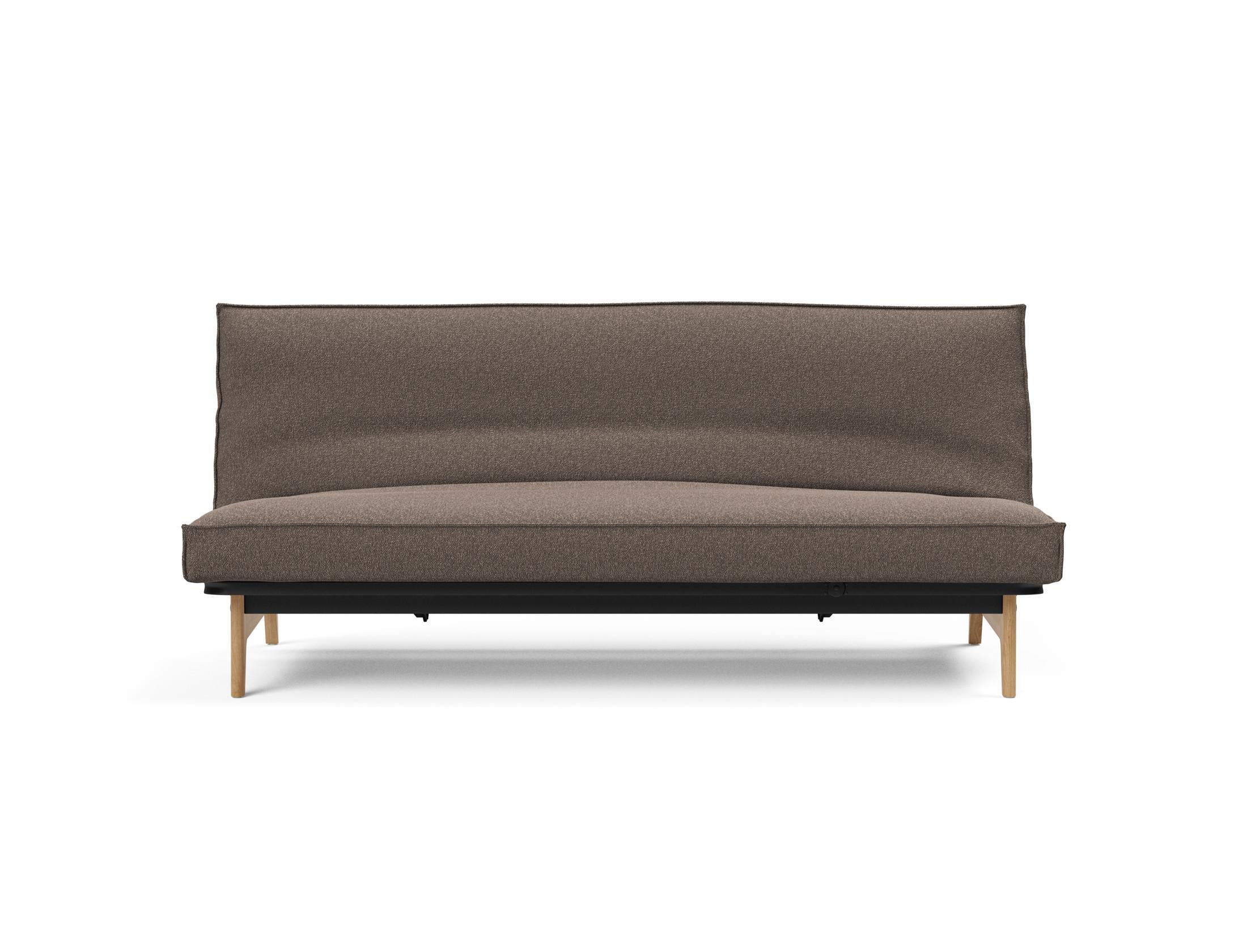 Erleben Sie das Aslak 120 Bettsofa mit stilvollem Sharp Plus Bezug und komfortablem Soft Spring – perfekt für entspannte Abende und modernes Interieur.