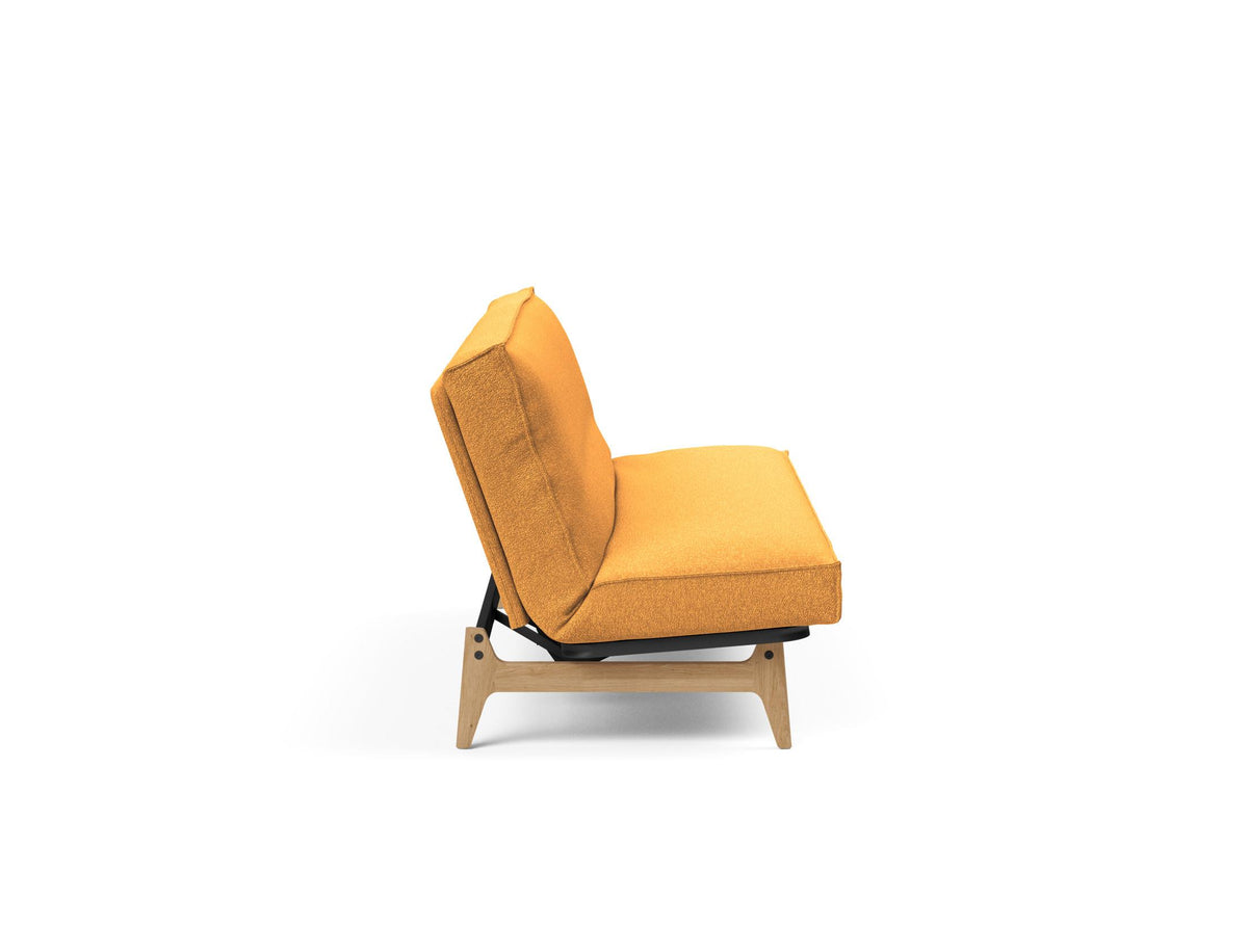 Aslak 120 Bettsofa Sharp Plus Cover Soft Spring in 536 Bouclé Ochre präsentiert im Onlineshop von KAQTU Design AG. Bettsofa ist von Innovation Living