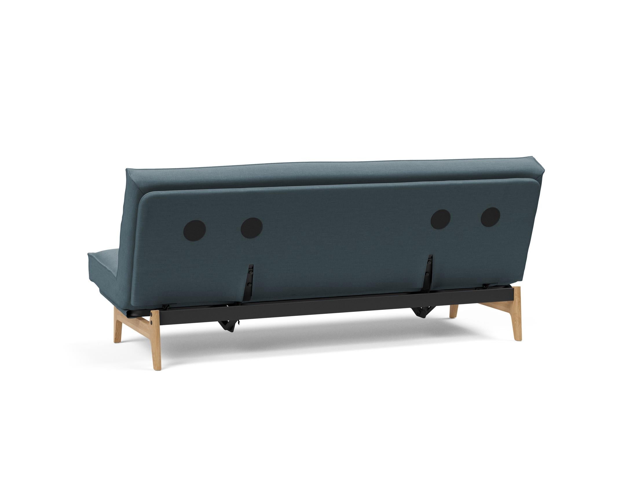 Entdecken Sie das Aslak 120 Bettsofa mit Soft Spring-Matratze – minimalistisches Design, herausragender Komfort und nachhaltige Qualität für jeden Raum.
