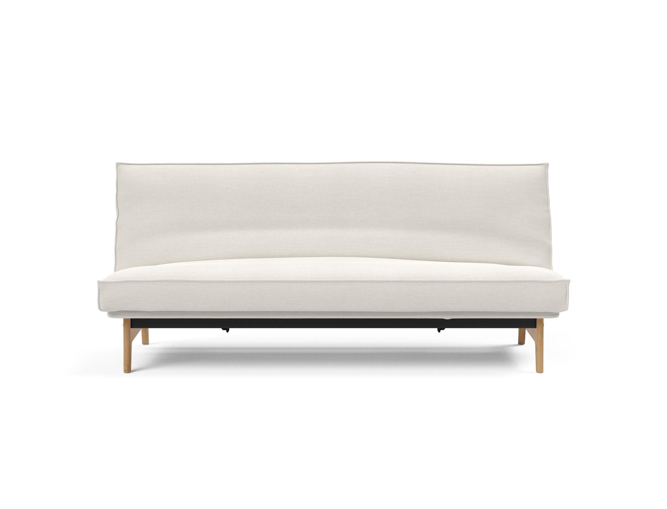 Entdecken Sie das Aslak 120 Bettsofa mit elegantem Sharp Plus Cover und Soft Spring Bezug – ideal für modernes Wohnen und vielseitige Nutzung.