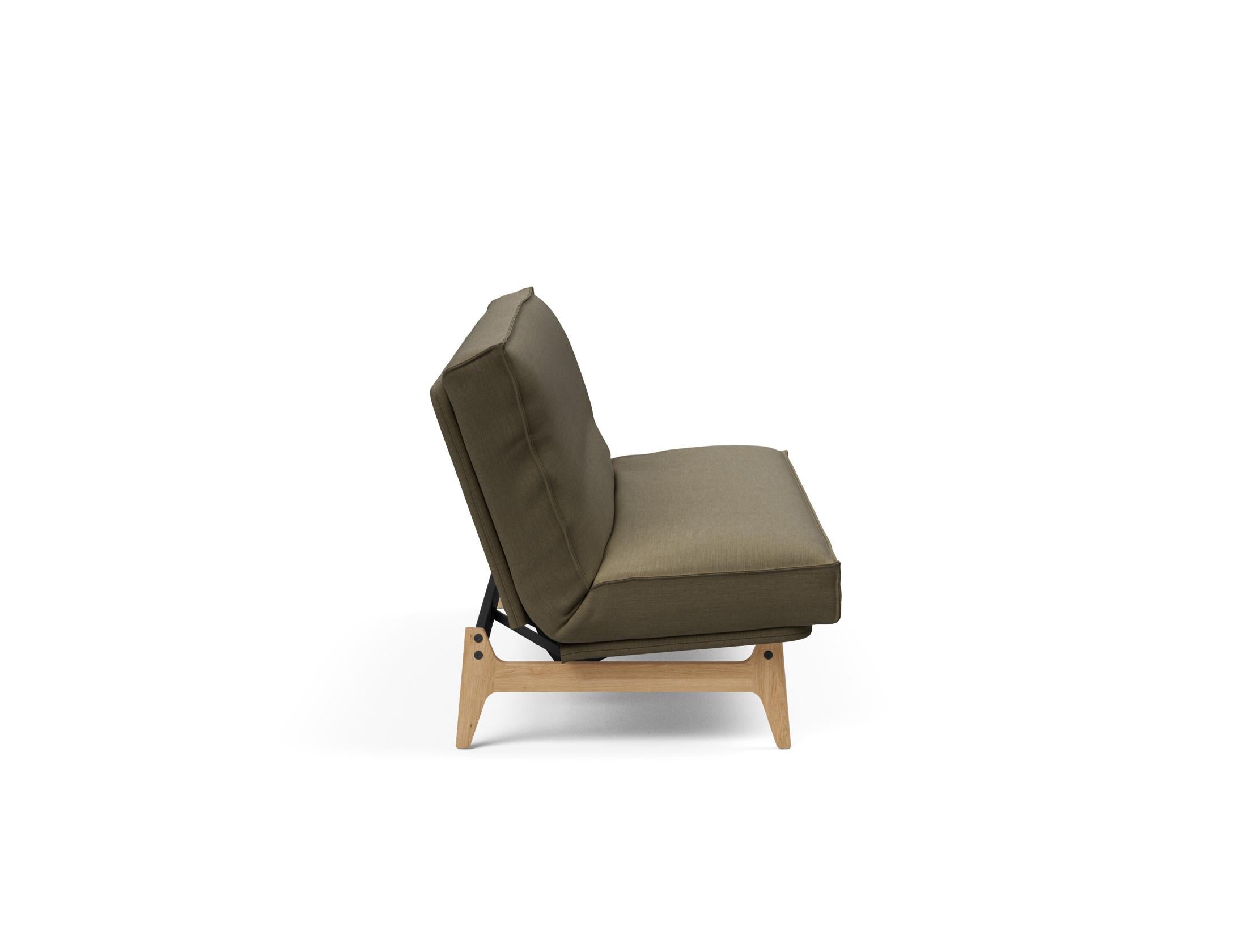 Entdecken Sie das Aslak 120 Bettsofa mit elegantem Sharp Plus Cover und Soft Spring Bezug – ideal für Komfort und modernes Design in Ihrem Zuhause.