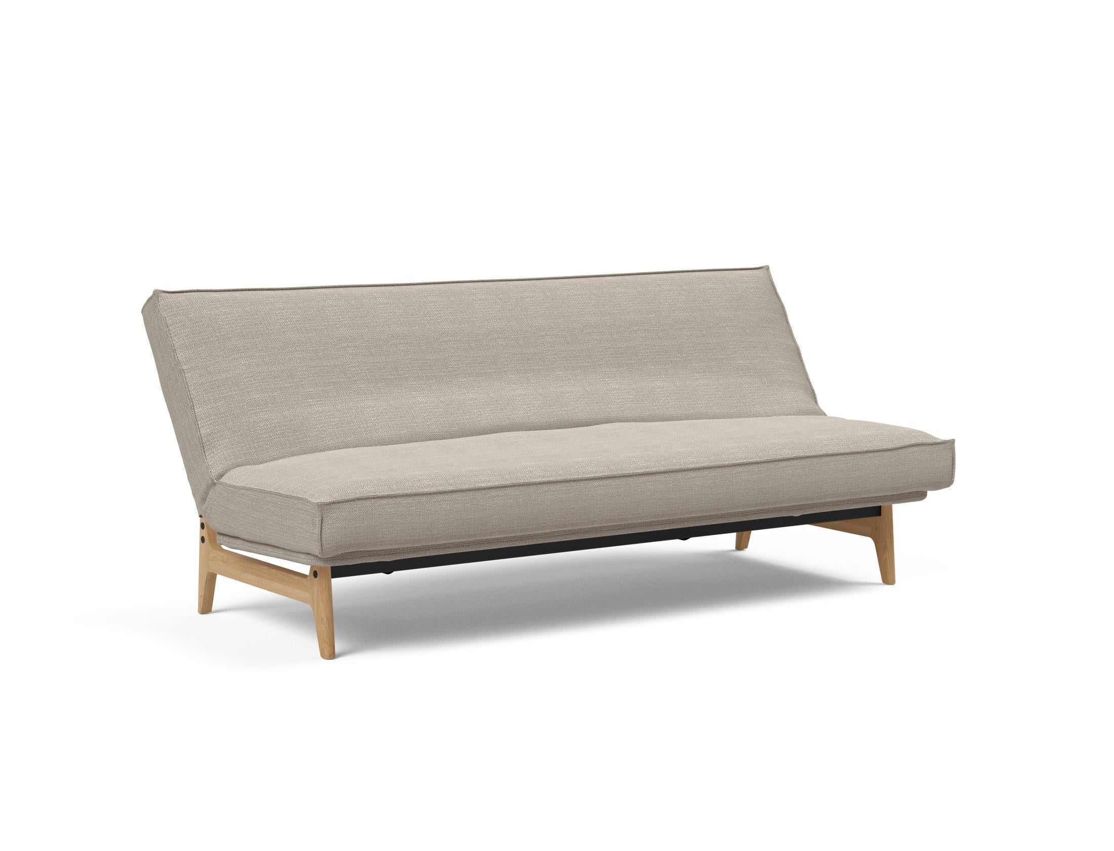 Erleben Sie das Aslak 120 Bettsofa mit dem modernen Sharp Plus Cover und dem komfortablen Soft Spring Bezug – perfekt für entspannte Abende und stilvolle Einrichtung.