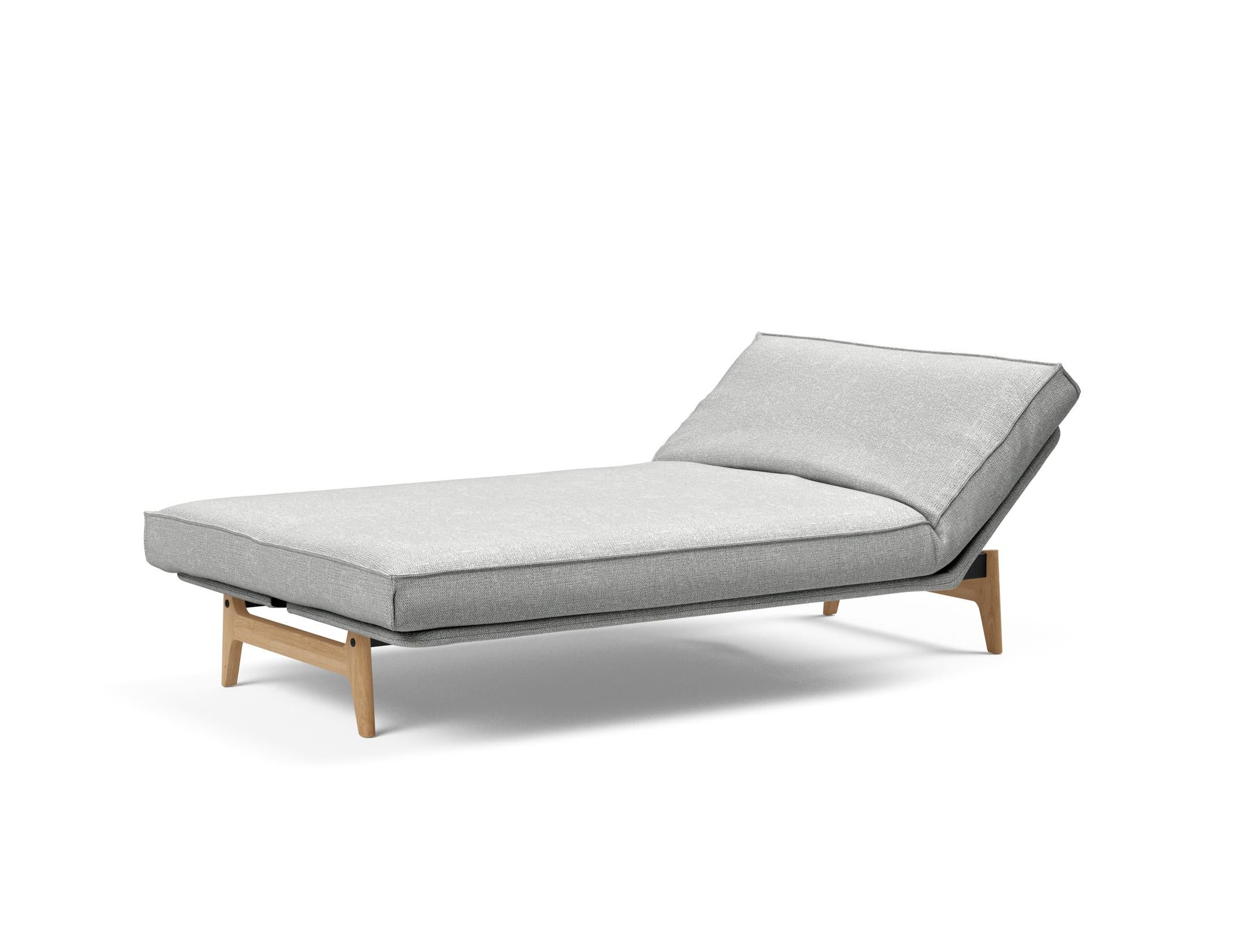 Entdecken Sie das Aslak 120 Bettsofa mit elegantem Sharp Plus Cover und Soft Spring Bezug – ideal für Komfort und modernes Design in Ihrem Zuhause.