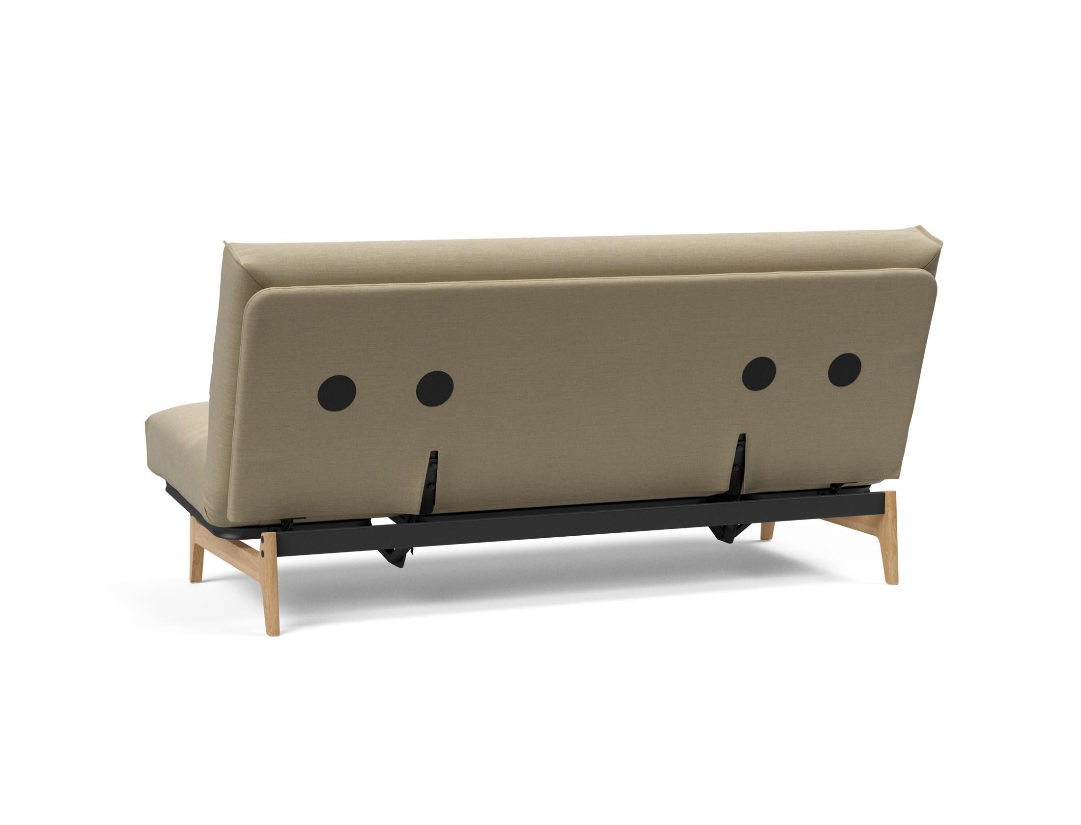 Erleben Sie das Aslak 140 Bettsofa mit elegantem Nordic Cover und luxuriöser Soft Spring Matratze – die perfekte Lösung für Komfort und Stil.