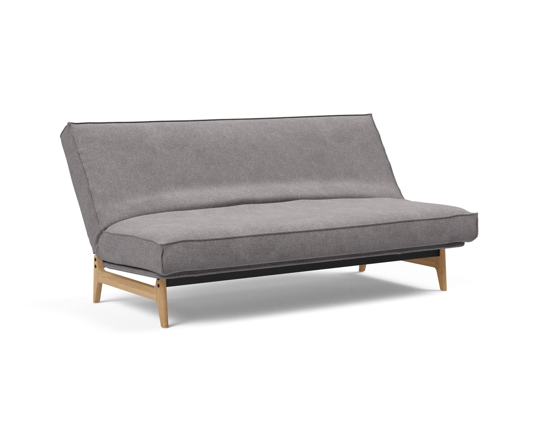 Erleben Sie das Aslak 140 Bettsofa Sharp Plus Cover – stilvoll, bequem und ideal für Gästeübernachtungen. Perfekte Kombination aus Funktionalität und Eleganz.