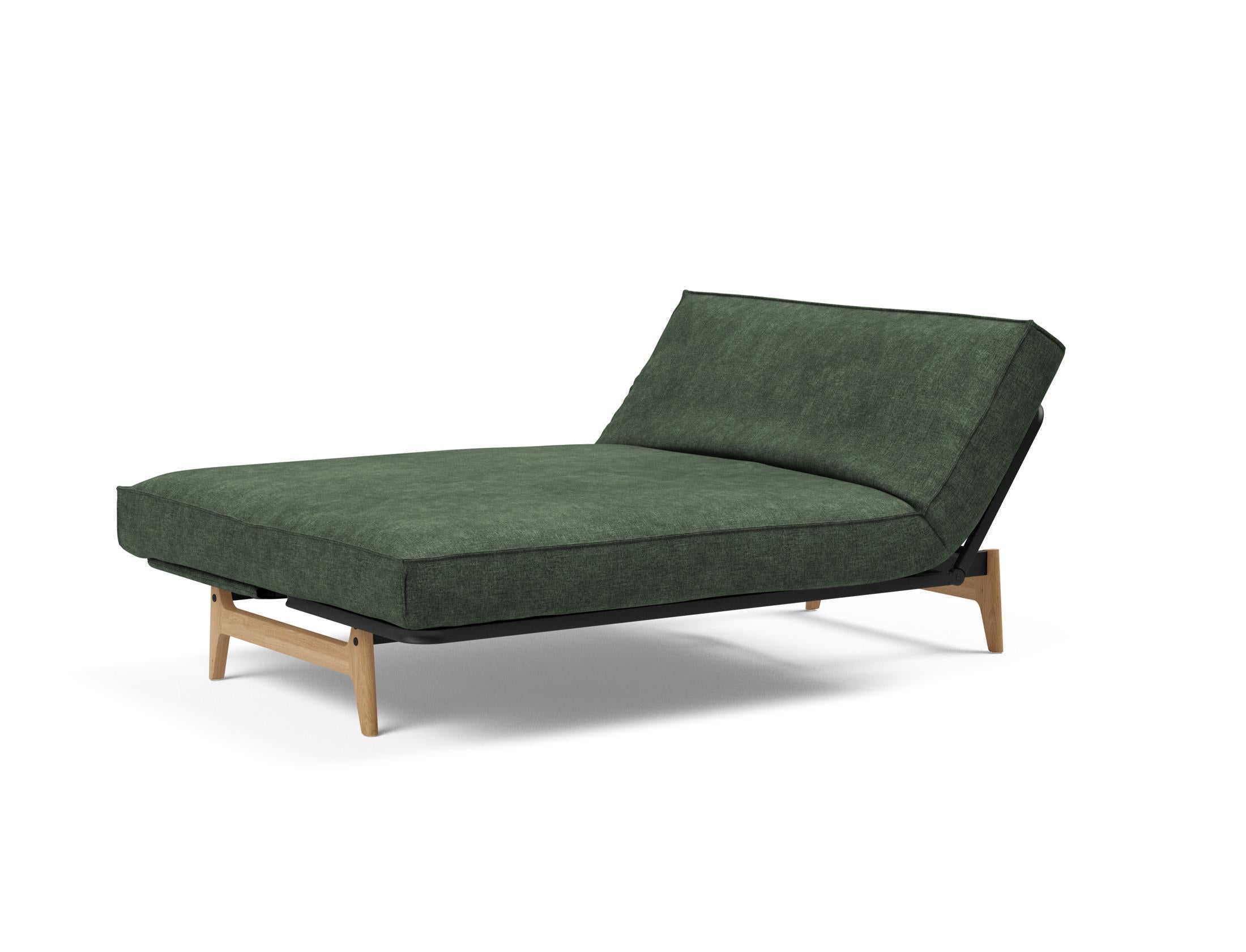 Entdecken Sie das Aslak 140 Bettsofa mit Sharp Plus Cover: stilvolles Design, abnehmbarer Bezug und luxuriöse Soft Spring Matratze für besten Schlafkomfort.