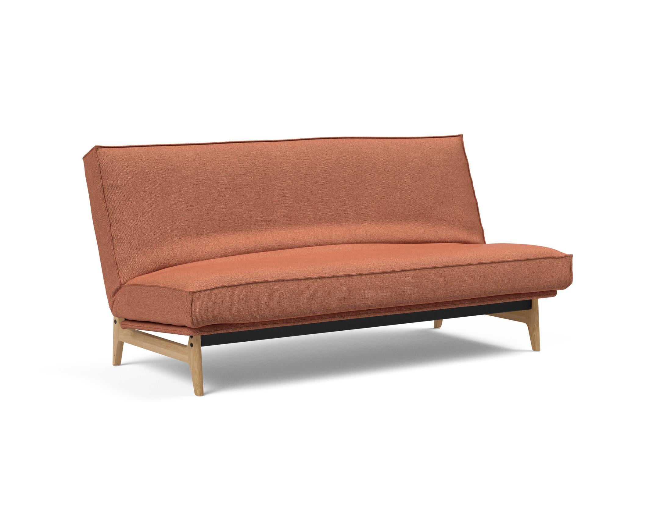 Erleben Sie das Aslak 140 Bettsofa Sharp Plus Cover – stilvoll, bequem und ideal für Gästeübernachtungen. Perfekte Kombination aus Funktionalität und Eleganz.