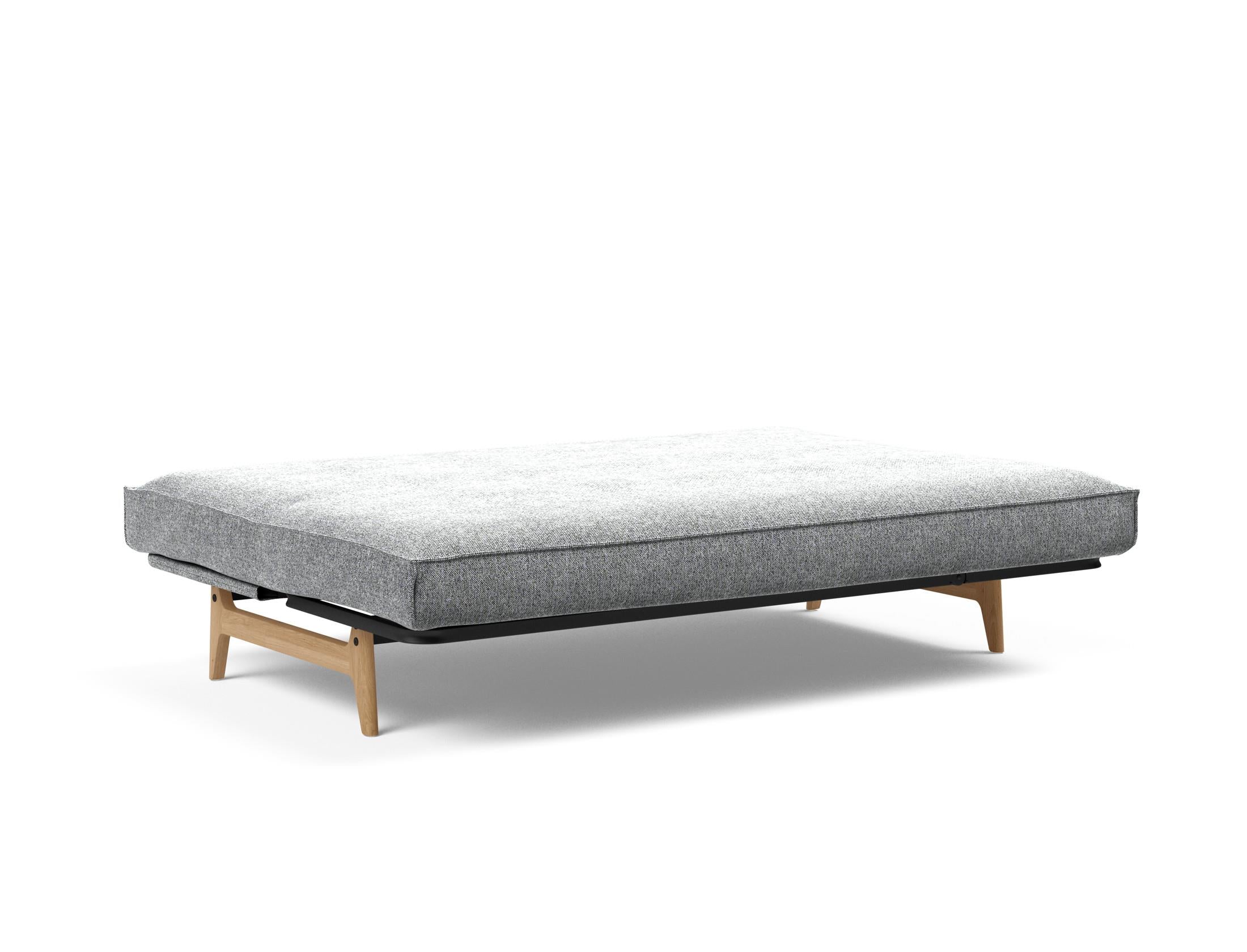 Entdecken Sie das Aslak 140 Bettsofa von Innovation Living: stilvolles Design, bequeme Soft Spring Matratze und elegantes Sharp Plus Cover für höchsten Schlafkomfort.