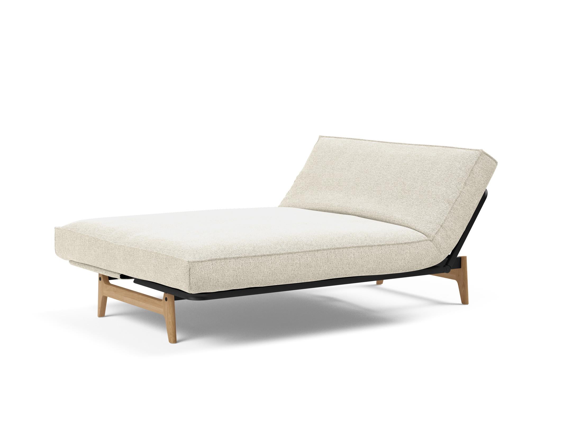 Erleben Sie das Aslak 140 Bettsofa von Innovation Living: modernes Design, hochwertige Soft Spring Matratze und edles Sharp Plus Cover für optimalen Komfort.