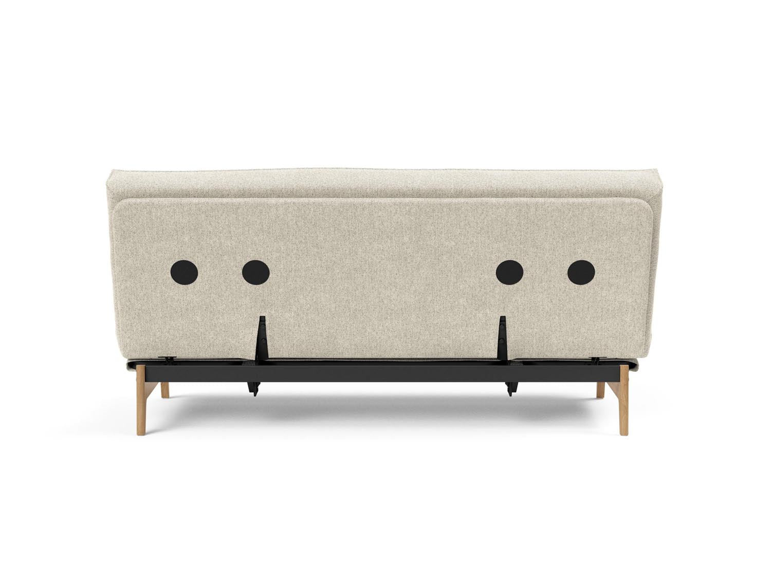 Erleben Sie das Aslak 140 Bettsofa Sharp Plus Cover – stilvoll, bequem und ideal für Gästeübernachtungen. Perfekte Kombination aus Funktionalität und Eleganz.