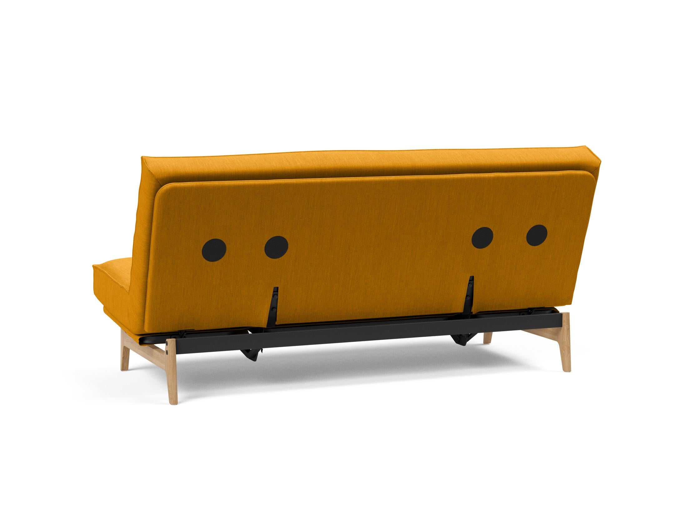 Entdecken Sie das Aslak 140 Bettsofa mit Soft Spring Bezug – modernes Design, vielseitig einsetzbar und optimal für entspannte Nächte.