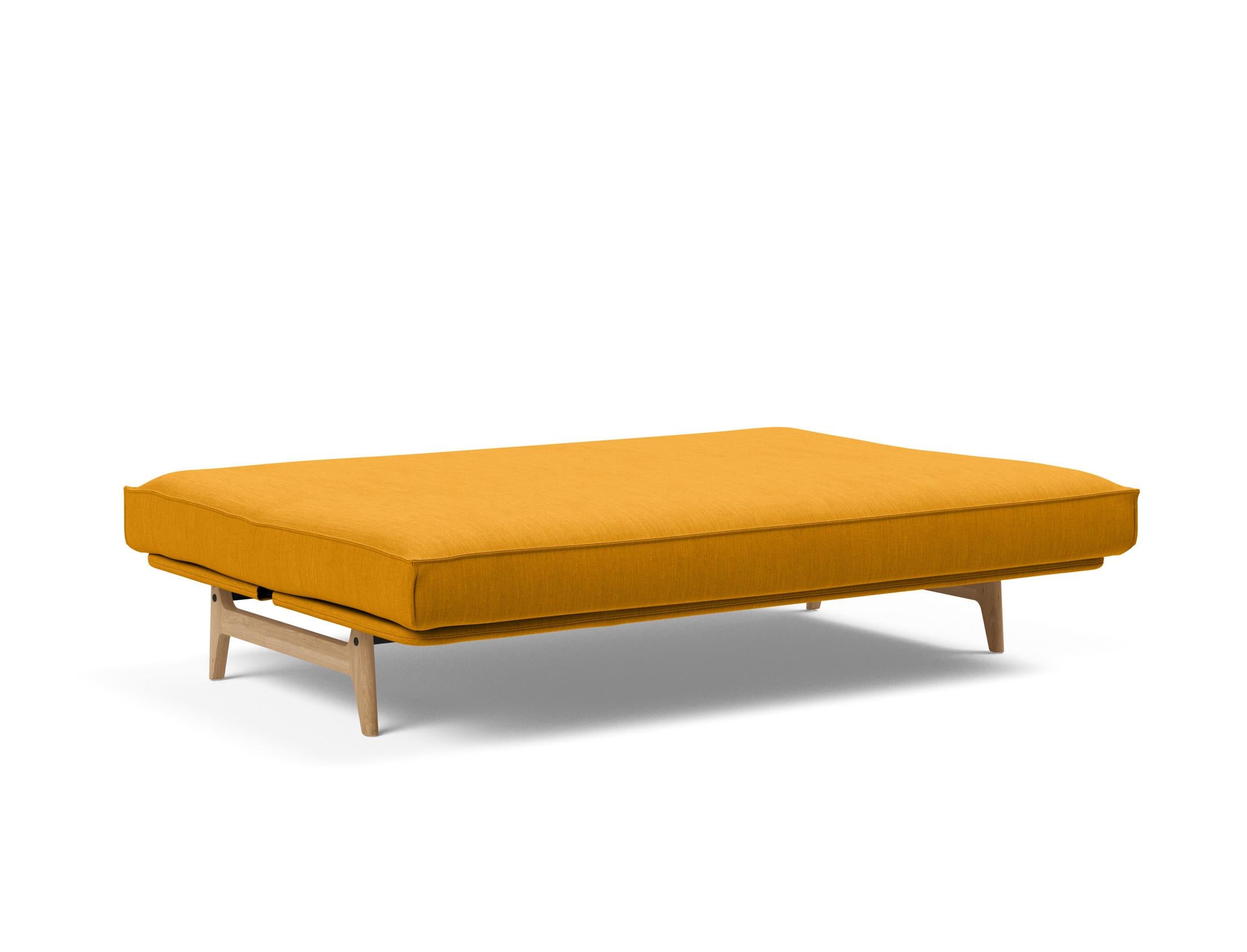 Erleben Sie das Aslak 140 Bettsofa Sharp Plus Cover – stilvoll, bequem und ideal für Gästeübernachtungen. Perfekte Kombination aus Funktionalität und Eleganz.