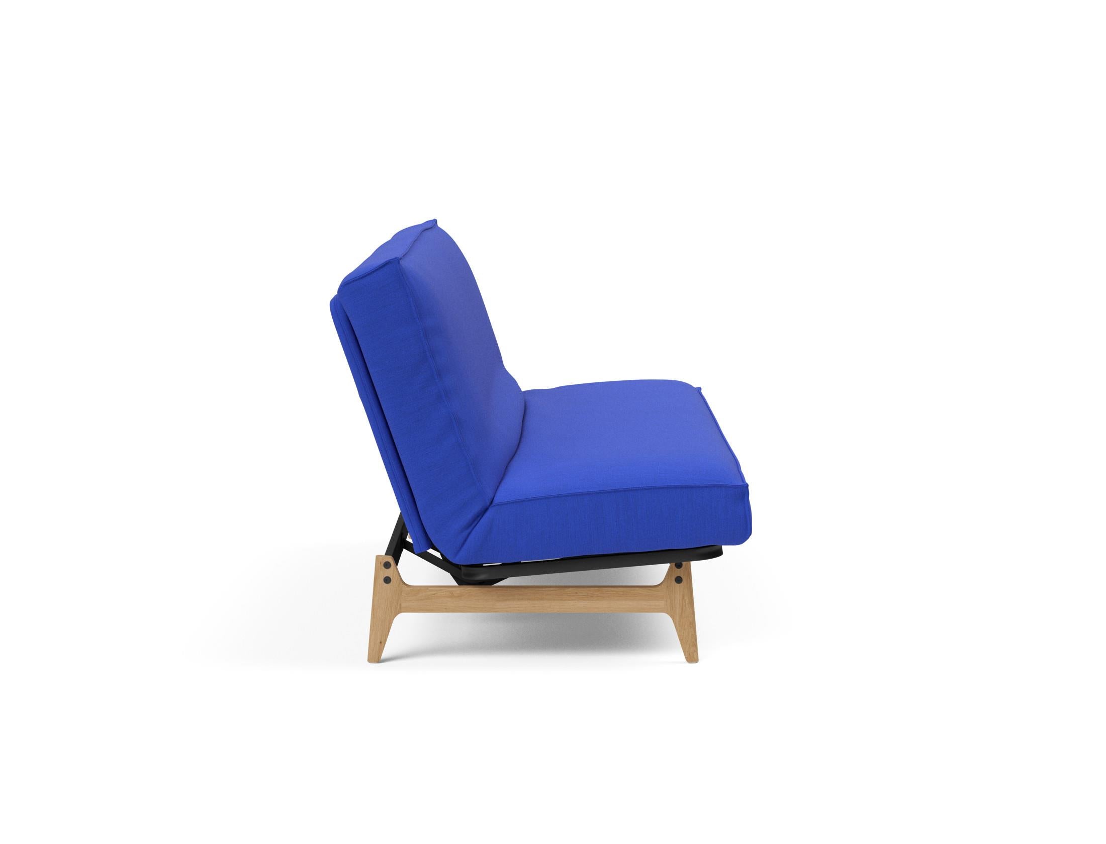 Erleben Sie das Aslak 140 Bettsofa von Innovation Living: modernes Design, hochwertige Soft Spring Matratze und edles Sharp Plus Cover für optimalen Komfort.