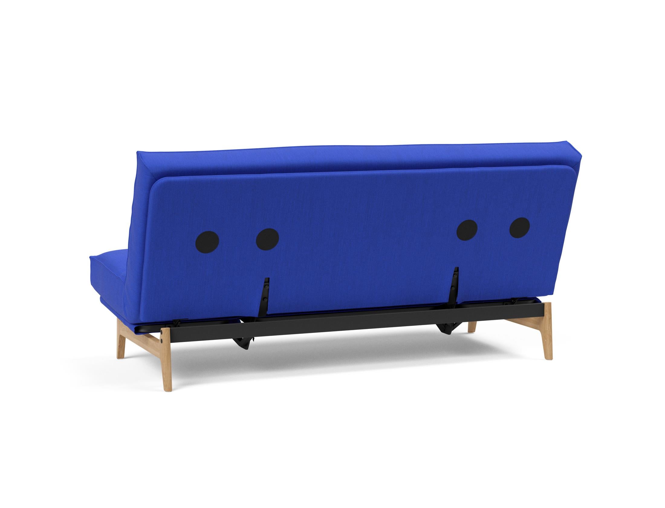 Entdecken Sie das Aslak 140 Bettsofa mit Soft Spring Bezug – modernes Design, vielseitig einsetzbar und optimal für entspannte Nächte.
