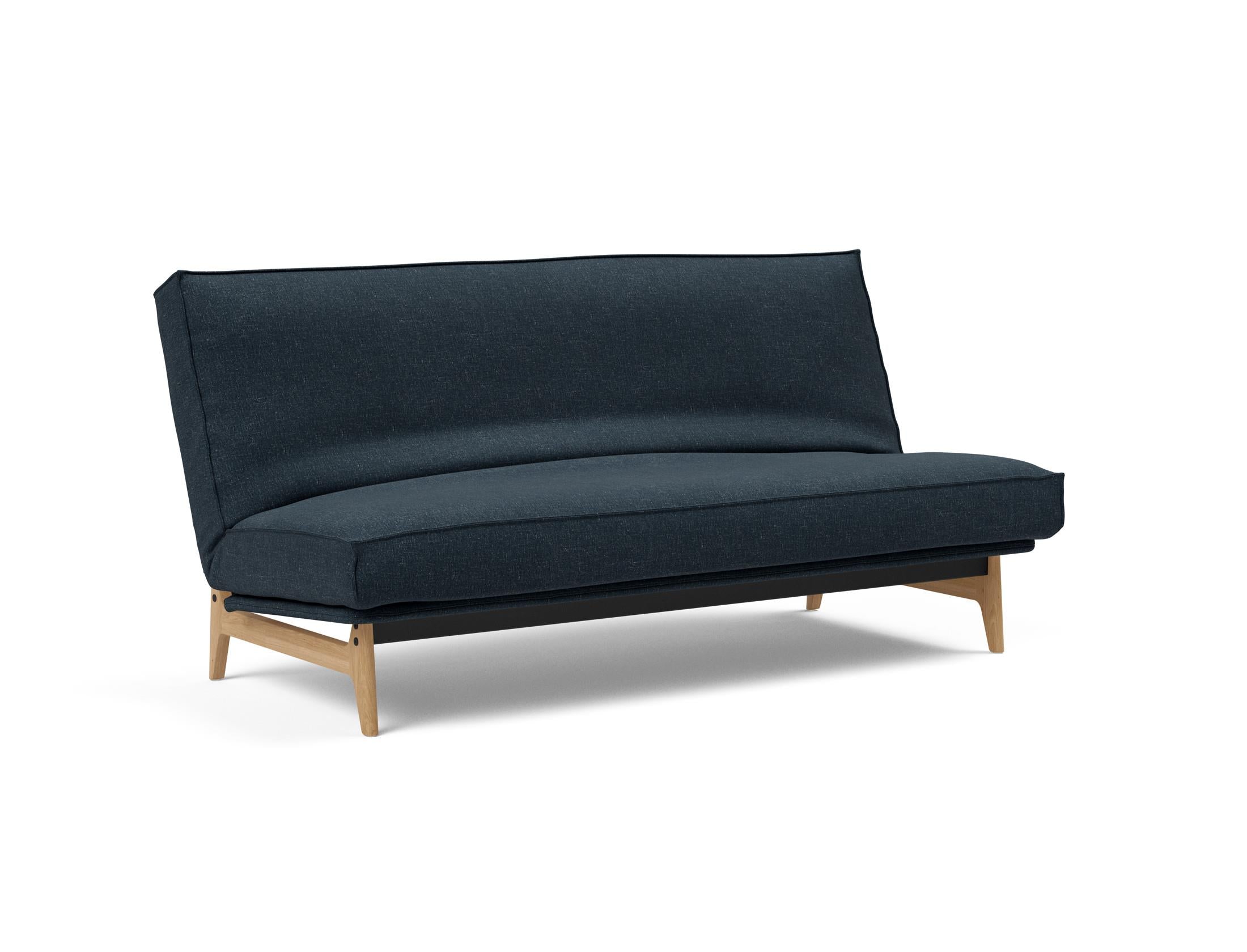 Entdecken Sie das Aslak 140 Bettsofa mit Soft Spring Bezug – modernes Design, vielseitig einsetzbar und optimal für entspannte Nächte.
