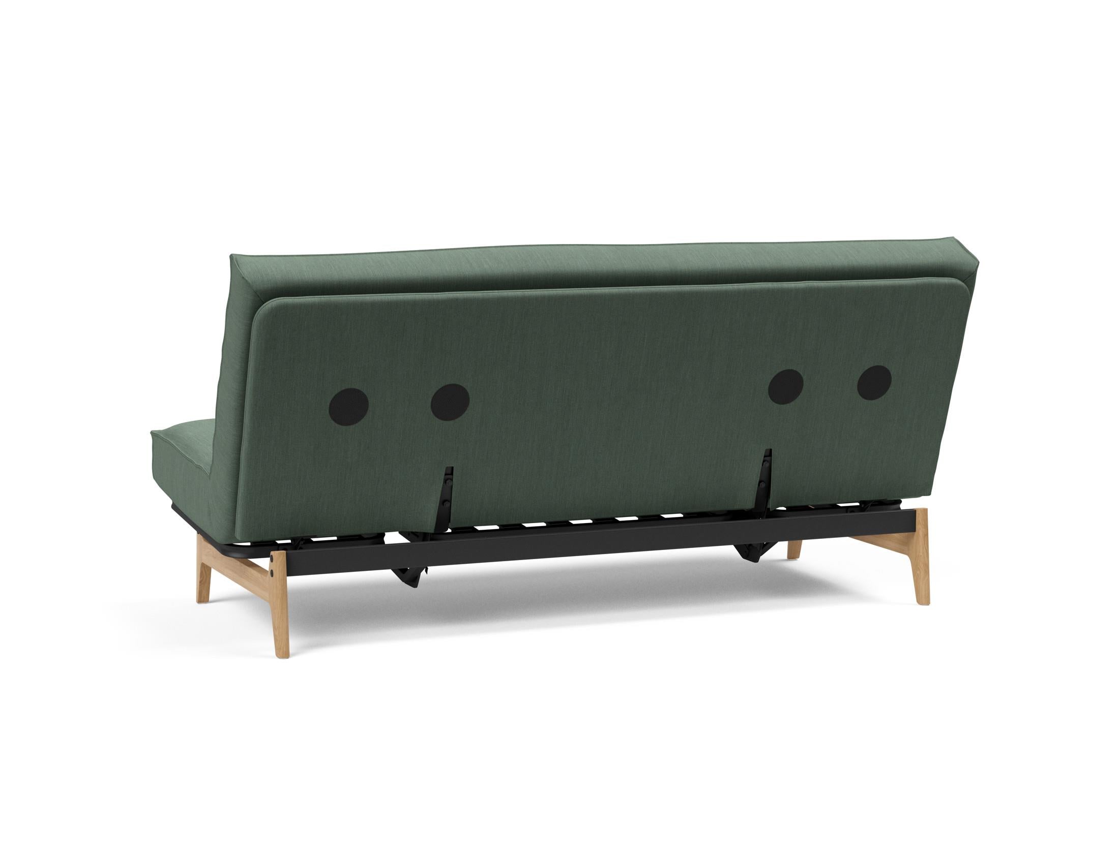 Erleben Sie das Aslak 140 Bettsofa von Innovation Living: modernes Design, hochwertige Soft Spring Matratze und edles Sharp Plus Cover für optimalen Komfort.
