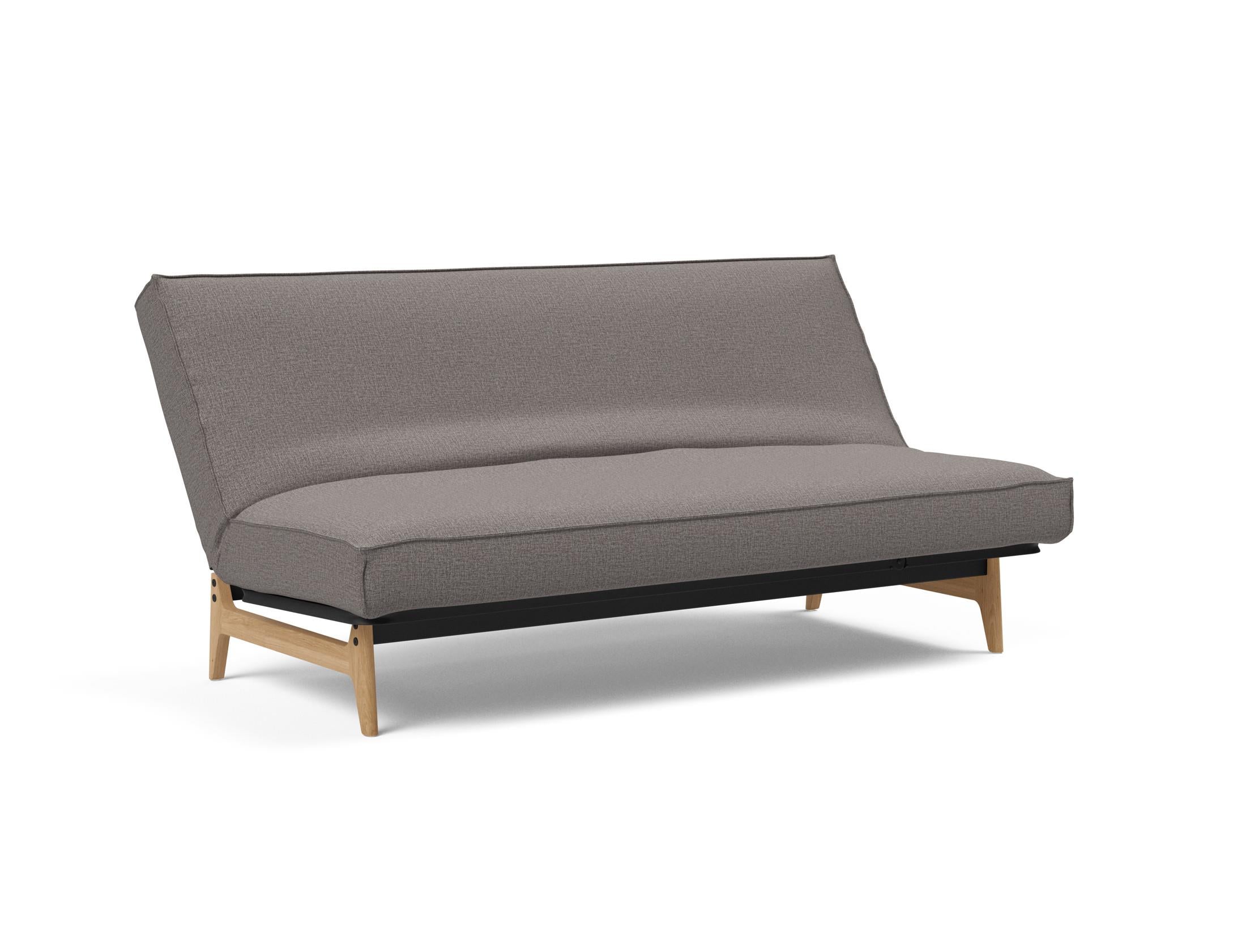 Entdecken Sie das Aslak 140 Bettsofa von Innovation Living: stilvolles Design, bequeme Soft Spring Matratze und elegantes Sharp Plus Cover für höchsten Schlafkomfort.
