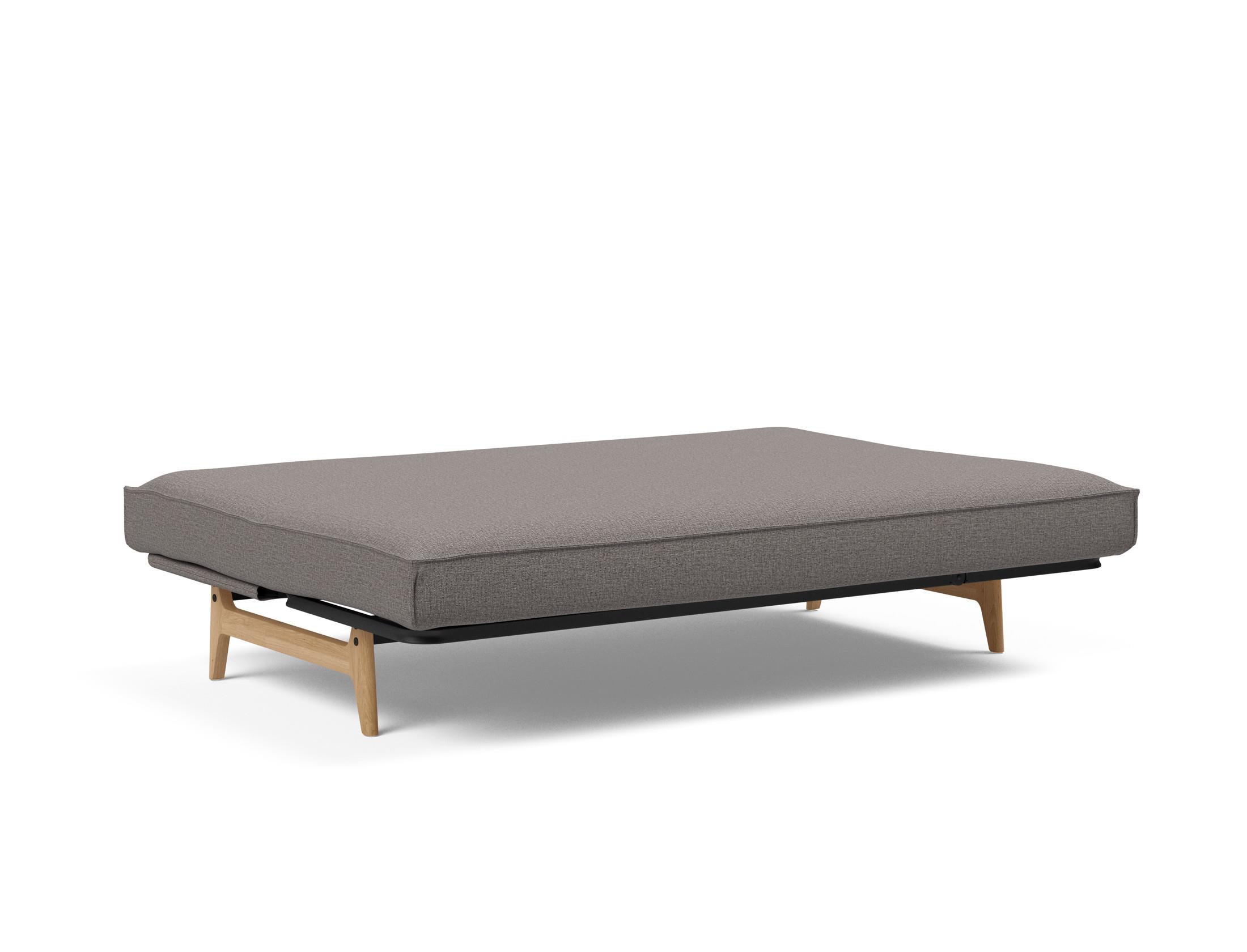 Entdecken Sie das Aslak 140 Bettsofa von Innovation Living: stilvolles Design, bequeme Soft Spring Matratze und elegantes Sharp Plus Cover für höchsten Schlafkomfort.