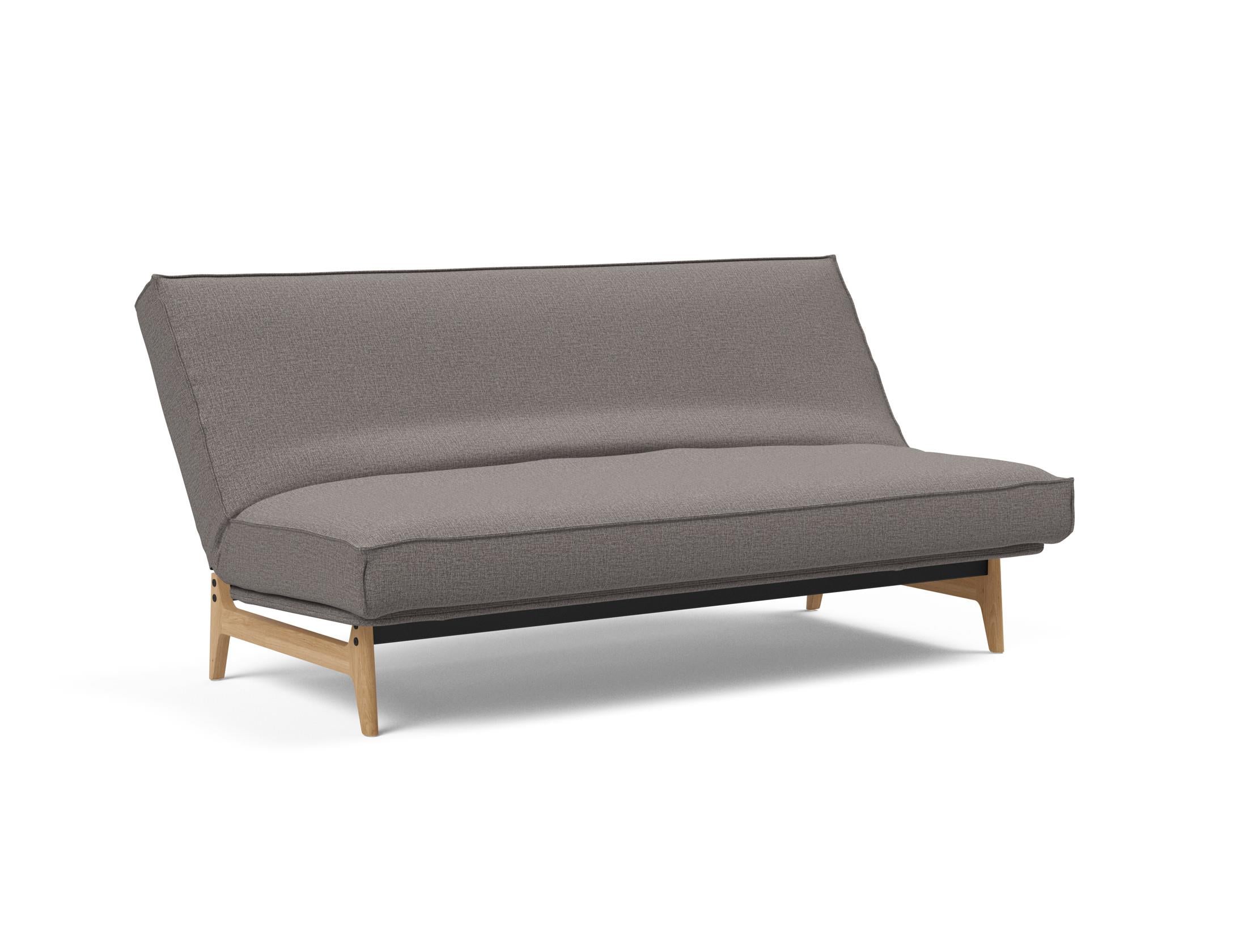 Entdecken Sie das Aslak 140 Bettsofa mit Soft Spring Bezug – modernes Design, vielseitig einsetzbar und optimal für entspannte Nächte.