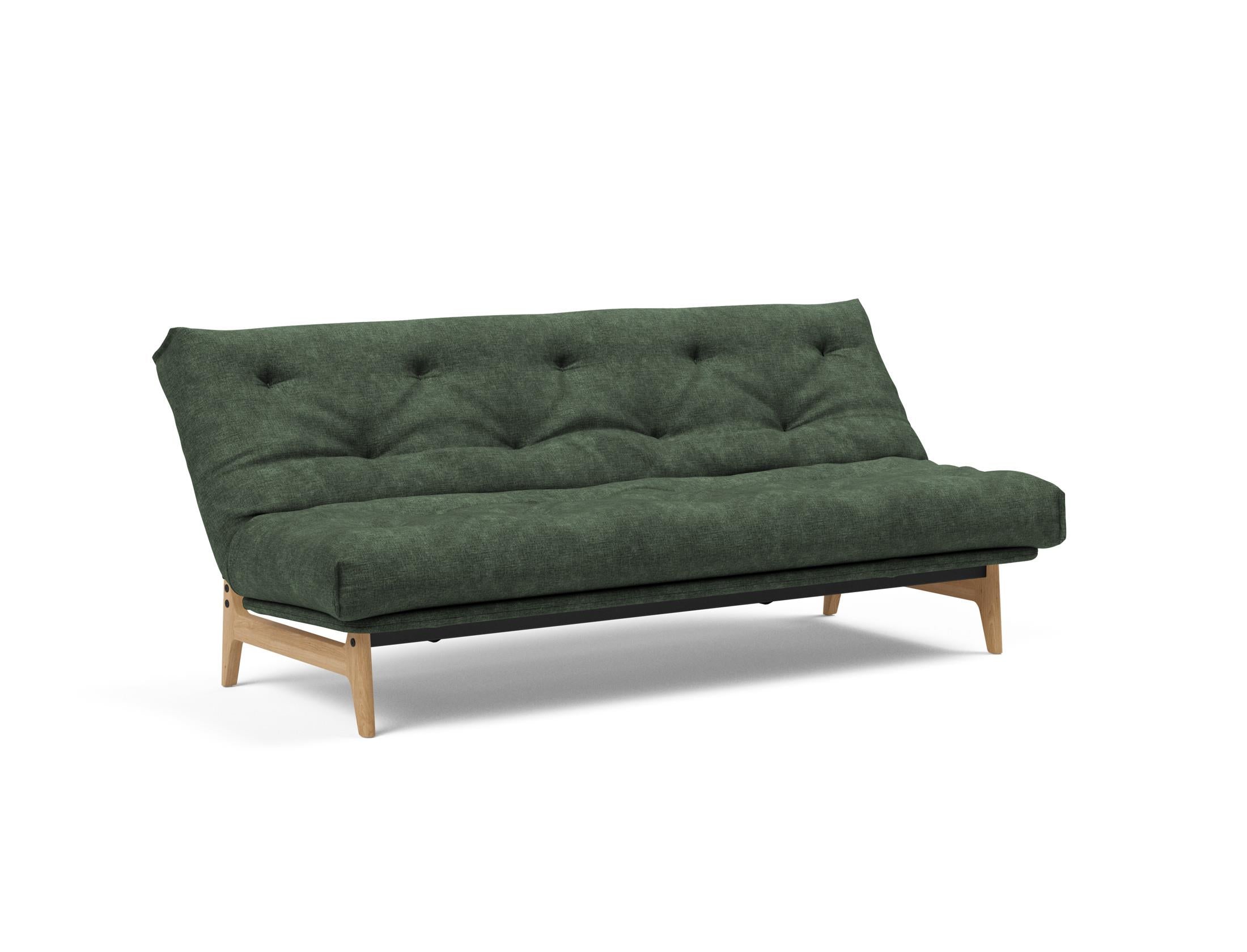 Entdecken Sie das Aslak 120 Bettsofa Nordic Soft Spring von Innovation Living – stilvolles Design trifft auf praktischen Komfort für Ihr Zuhause.