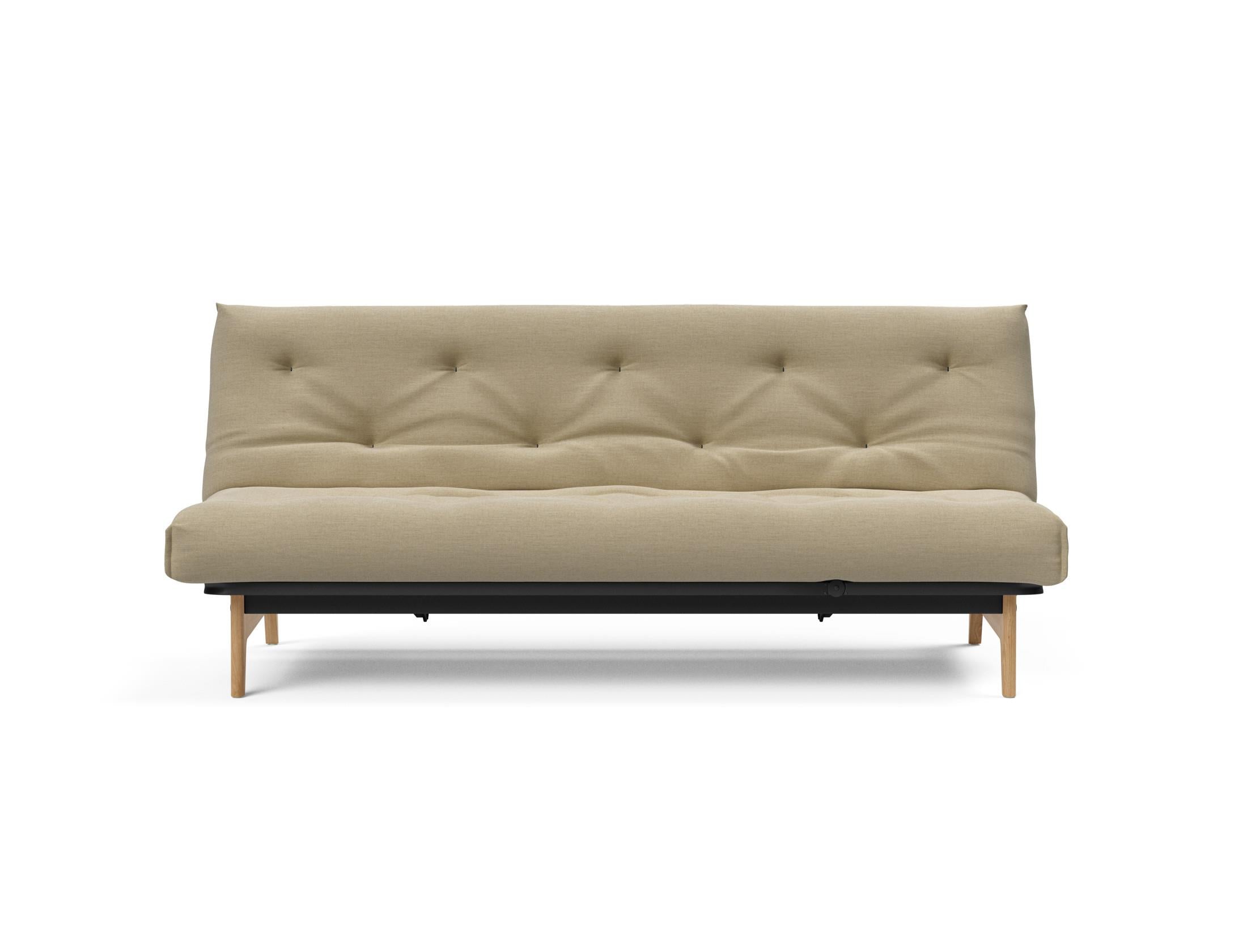 Entdecken Sie das Aslak 120 Bettsofa Nordic Soft Spring von Innovation Living – stilvolles Design trifft auf praktischen Komfort für Ihr Zuhause.