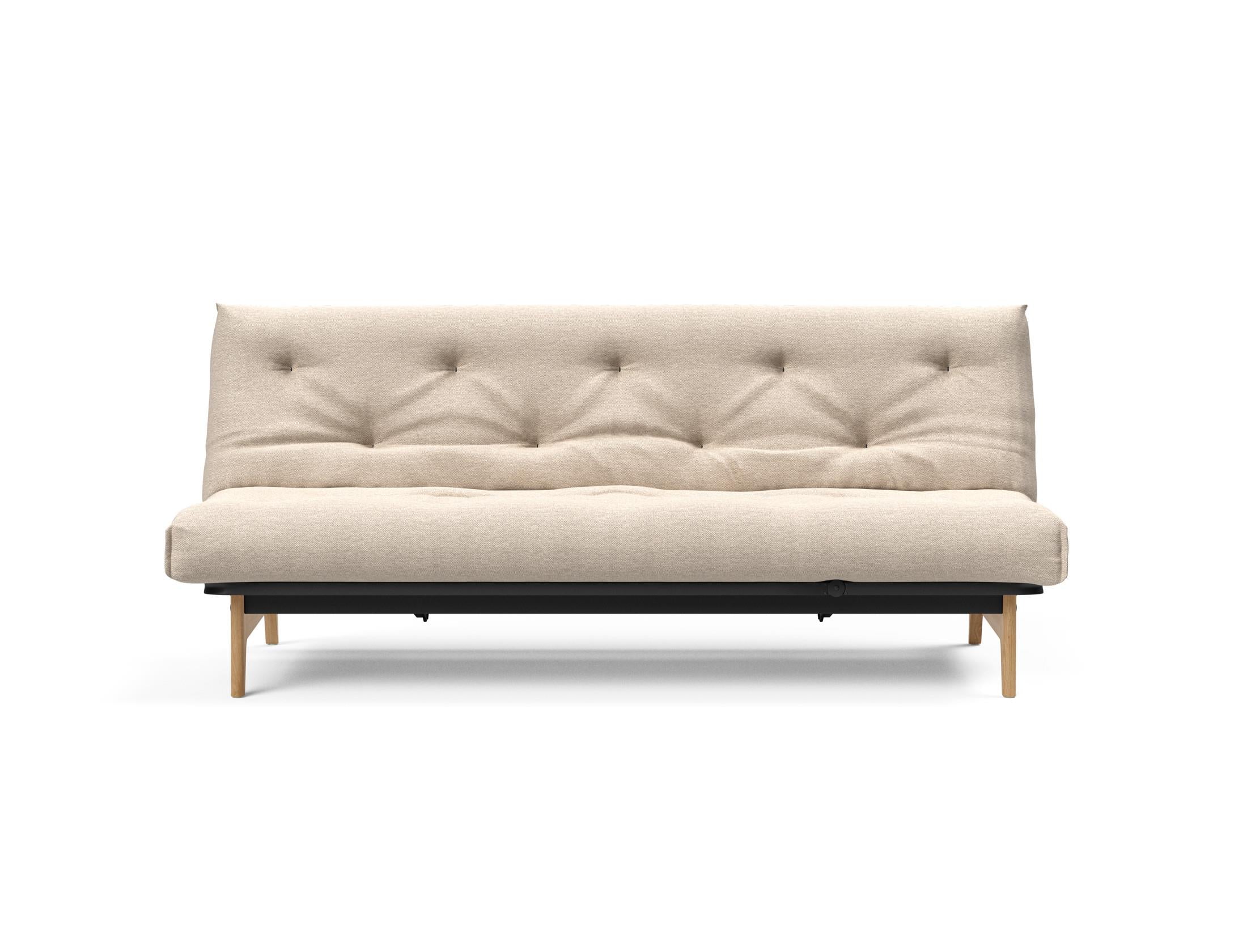 Erleben Sie das Aslak 120 Bettsofa Nordic Soft Spring von Innovation Living – eine perfekte Kombination aus modernem Stil und vielseitiger Funktionalität.
