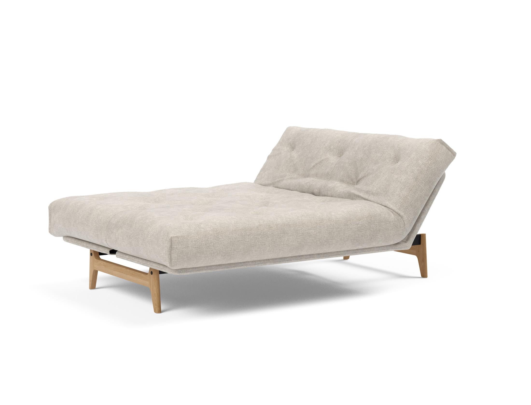 Erleben Sie das Aslak 140 Bettsofa Nordic: Stilvolles skandinavisches Design und der komfortable Soft Spring Bezug sorgen für perfekten Schlafkomfort.