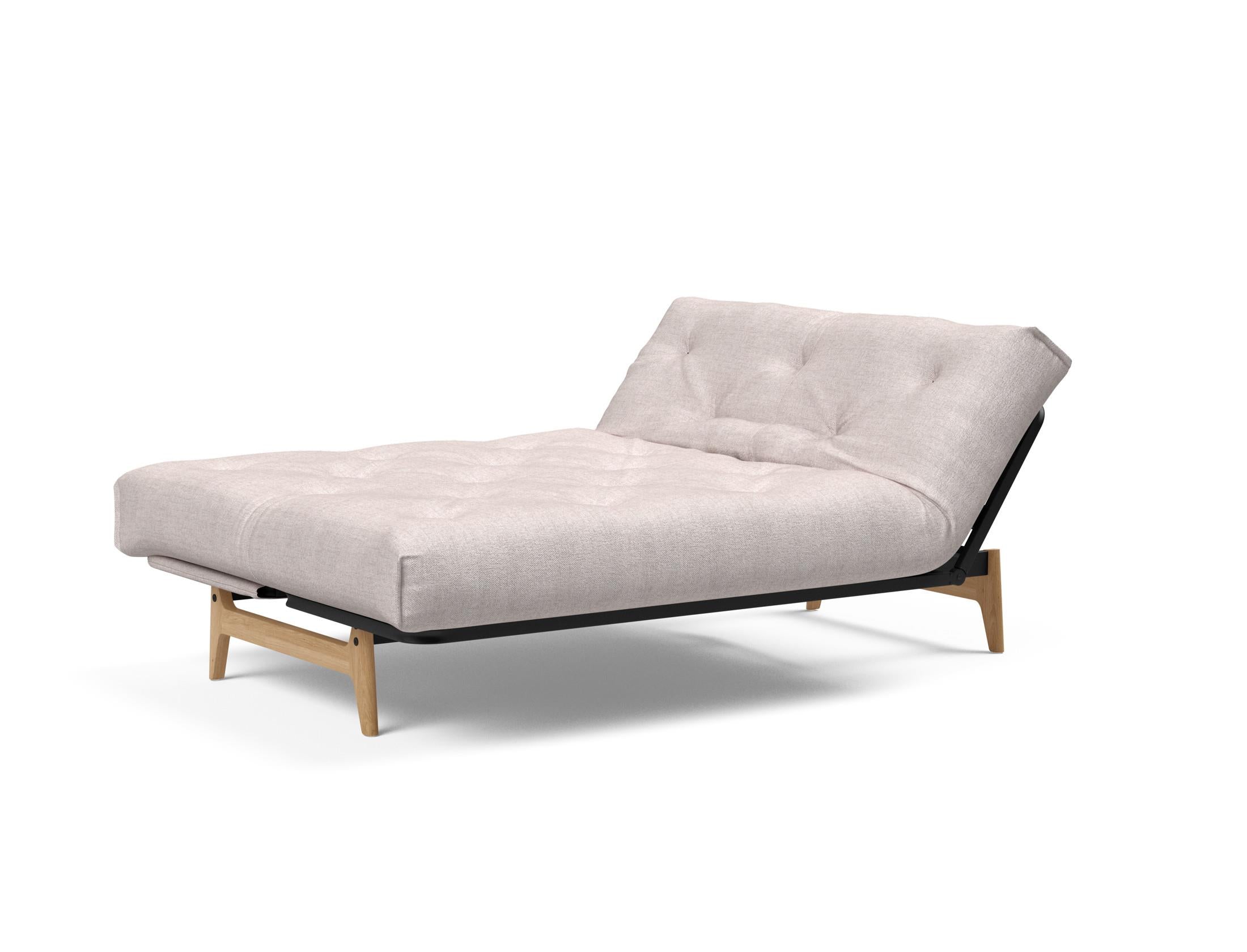 Erleben Sie das Aslak 140 Bettsofa Nordic Soft Spring von Innovation Living – eine perfekte Kombination aus modernem Stil und optimalem Schlafkomfort.