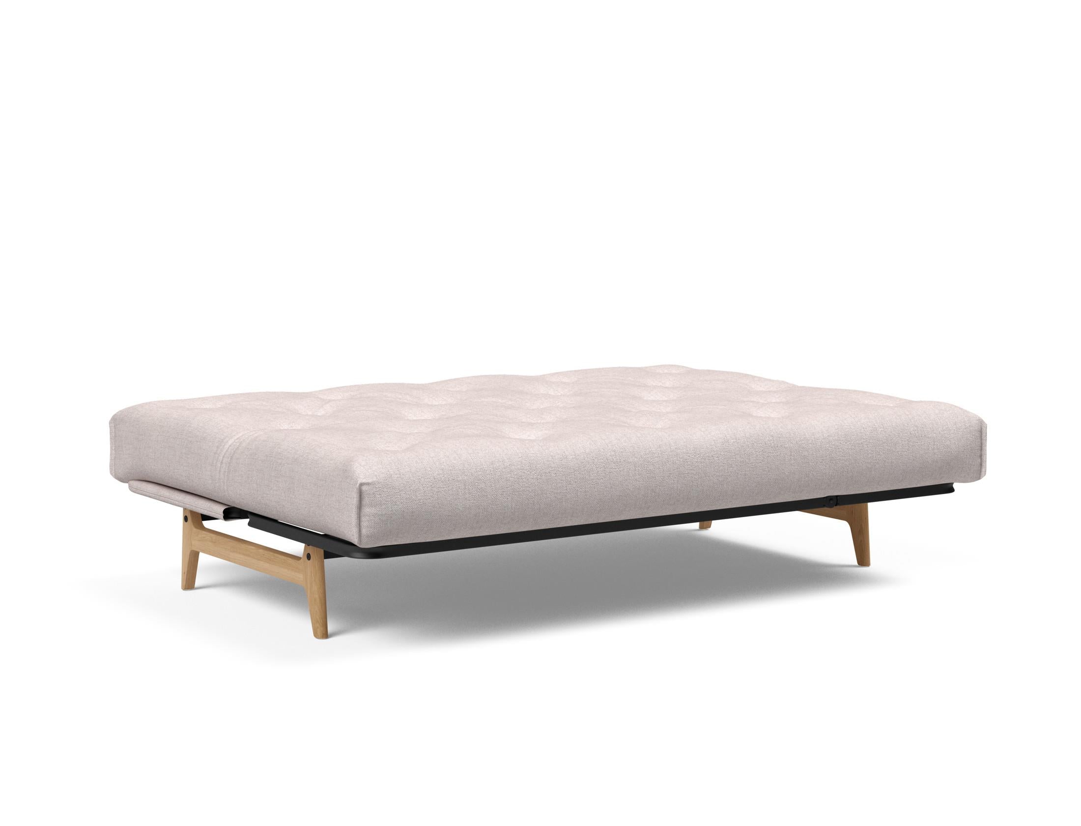 Entdecken Sie das Aslak 140 Bettsofa Nordic Soft Spring von Innovation Living – stilvolles Design trifft auf höchsten Schlafkomfort für Ihr Zuhause.